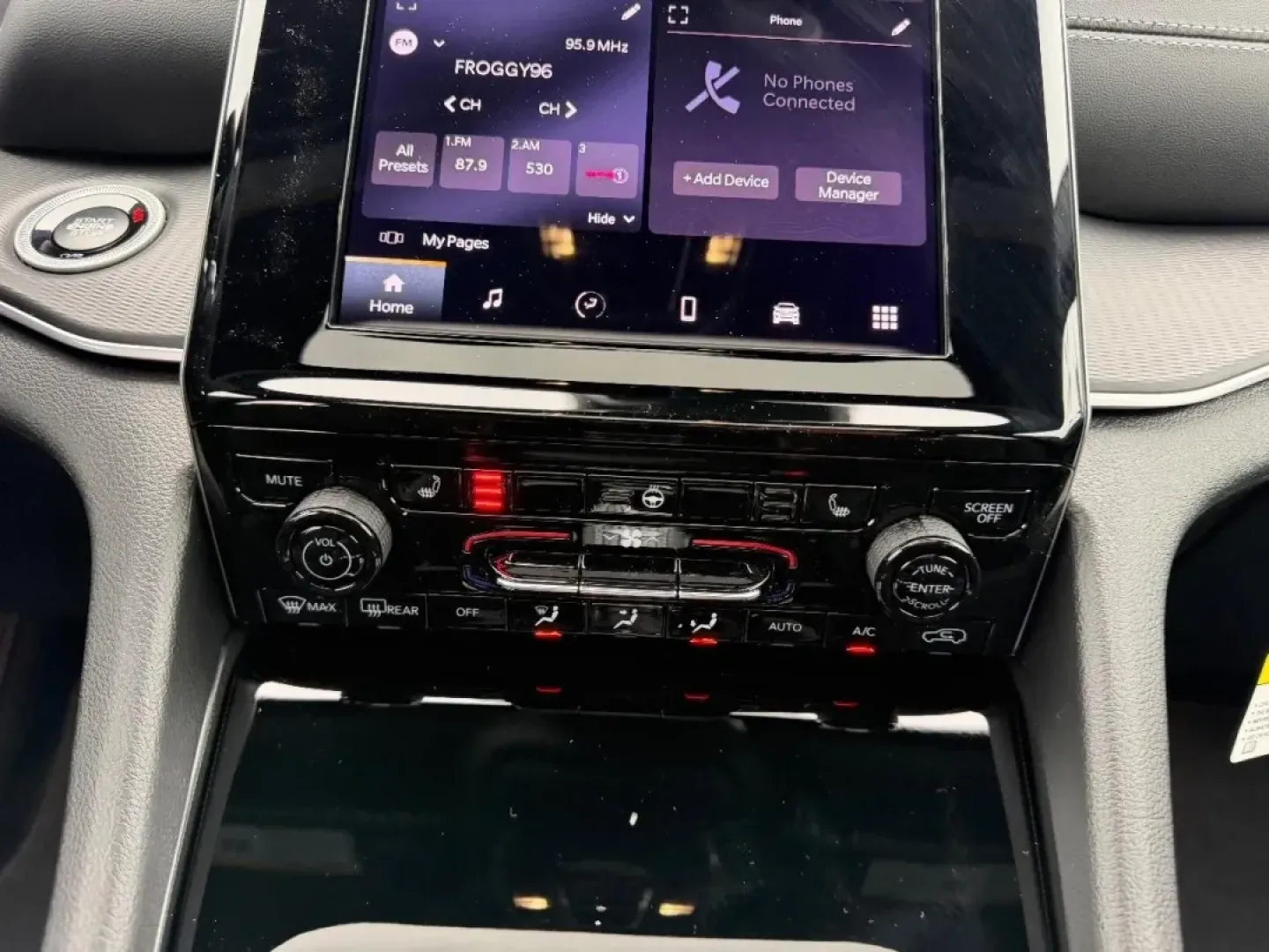 2025 /Global Black Leather Jeep Grand Cherokee Laredo X (1C4RJHAG5SC) with an 3.6L V6 24V VVT UPG I engine, Automatic transmission, located at 970 Woodlawn Dr., Farmington, MO, 63640, (573) 431-7800, 37.825642, -90.468674 - **Adventure Awaits: Explore the 2025 Jeep Grand Cherokee at Pettus CDJR Farmington**<br /> <br /> Imagine a vehicle that seamlessly blends adventure with everyday practicality-a vehicle that's not just a mode of transportation but a lifestyle choice. Whether you're a busy parent navigating the deman - Photo#16