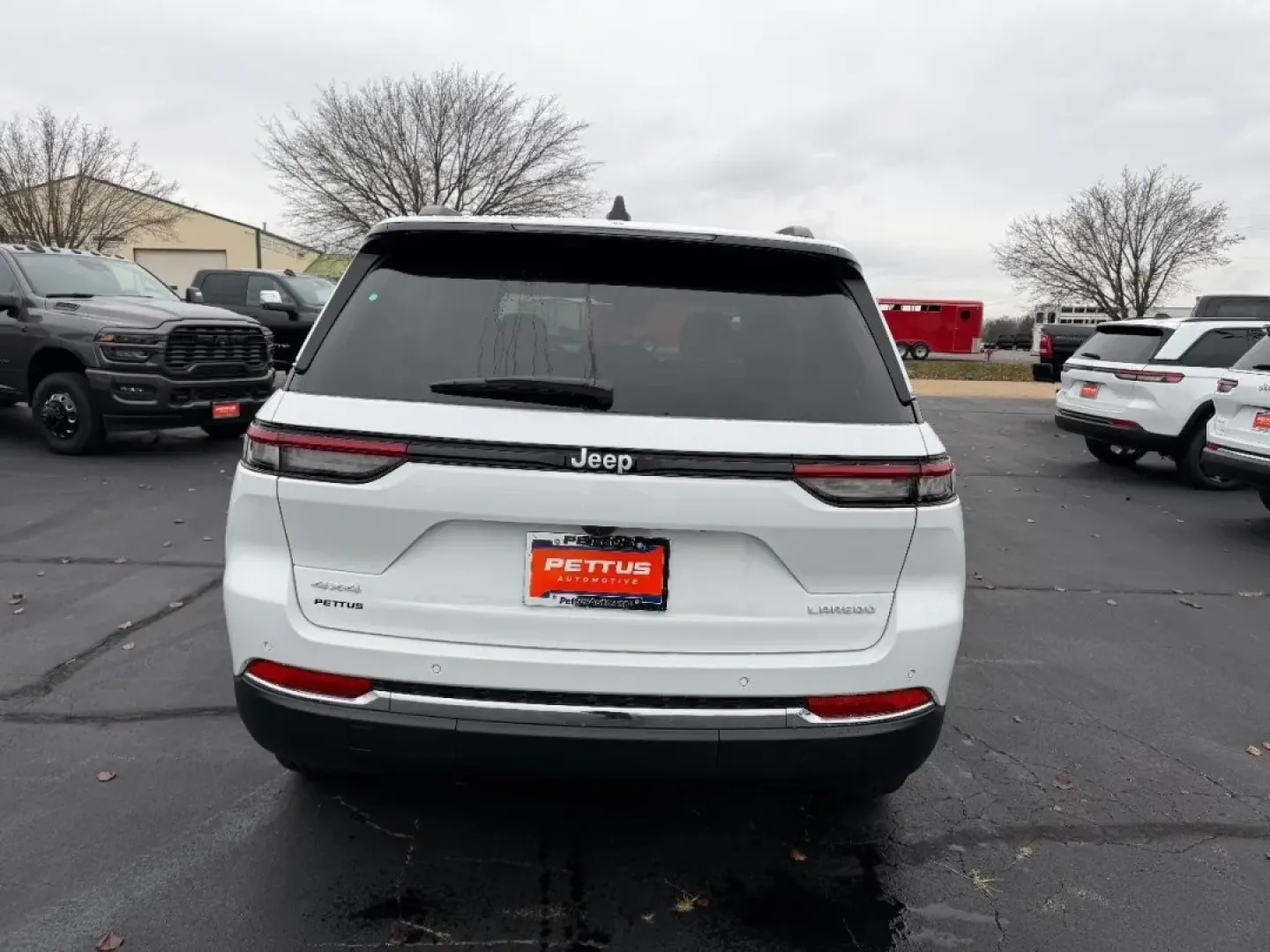 2025 /Global Black Leather Jeep Grand Cherokee Laredo X (1C4RJHAG5SC) with an 3.6L V6 24V VVT UPG I engine, Automatic transmission, located at 970 Woodlawn Dr., Farmington, MO, 63640, (573) 431-7800, 37.825642, -90.468674 - **Adventure Awaits: Explore the 2025 Jeep Grand Cherokee at Pettus CDJR Farmington**<br /> <br /> Imagine a vehicle that seamlessly blends adventure with everyday practicality-a vehicle that's not just a mode of transportation but a lifestyle choice. Whether you're a busy parent navigating the deman - Photo#3