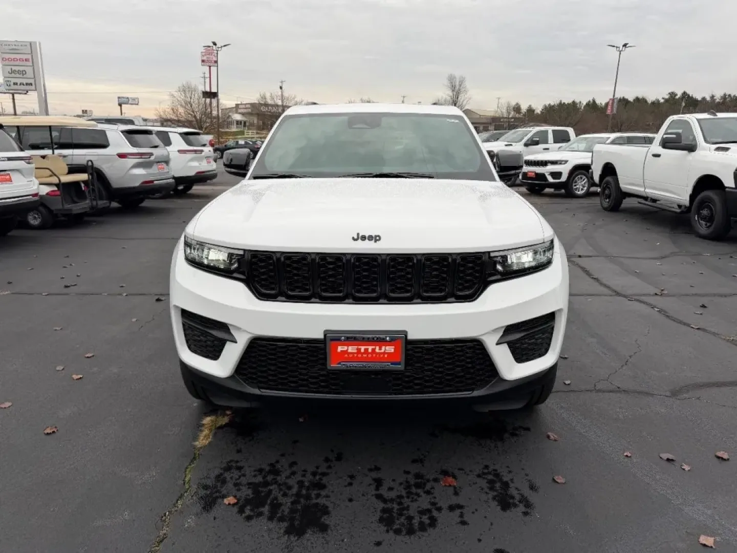 2025 /Global Black Leather Jeep Grand Cherokee Altitude X (1C4RJHAG5SC) with an 3.6L V6 24V VVT UPG I engine, Automatic transmission, located at 970 Woodlawn Dr., Farmington, MO, 63640, (573) 431-7800, 37.825642, -90.468674 - Looking for the perfect vehicle to elevate your weekend adventures or handle daily commutes with ease? Look no further! The 2025 Jeep Grand Cherokee at Pettus CDJR Farmington is the ideal SUV for those seeking a blend of rugged capability and refined comfort. Whether you're navigating the bustling s - Photo#8