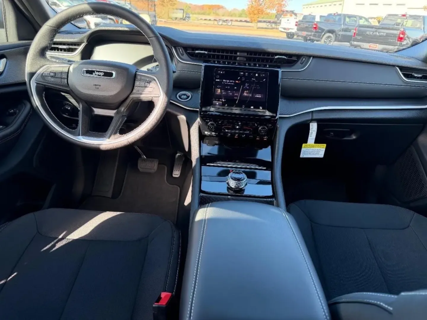 2025 /Global Black Cloth Jeep Grand Cherokee Laredo X (1C4RJHAG7SC) with an 3.6L V6 24V VVT UPG I engine, Automatic transmission, located at 970 Woodlawn Dr., Farmington, MO, 63640, (573) 431-7800, 37.825642, -90.468674 - **Adventure Awaits with the 2025 Jeep Grand Cherokee at Pettus CDJR Farmington!**<br /> <br /> If you crave thrilling weekend escapades, family road trips, or simply a dependable vehicle for your daily commute, the 2025 Jeep Grand Cherokee is the perfect fit for your lifestyle. With unmatched versat - Photo#11