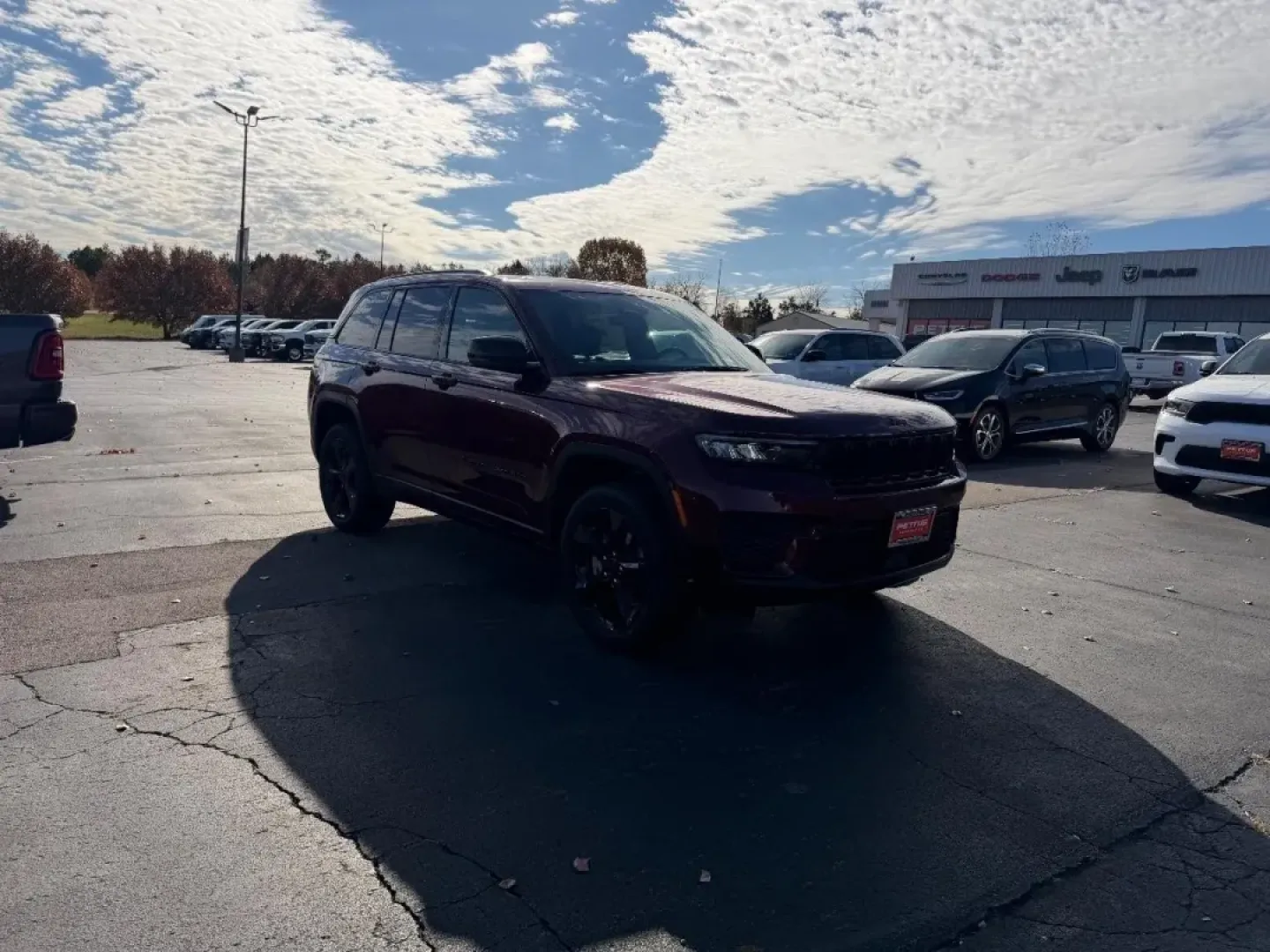 2025 /Global Black Cloth Jeep Grand Cherokee Altitude X (1C4RJHAG9SC) with an 3.6L V6 24V VVT UPG I engine, Automatic transmission, located at 970 Woodlawn Dr., Farmington, MO, 63640, (573) 431-7800, 37.825642, -90.468674 - **Adventure Awaits: Drive Home the 2025 Jeep Grand Cherokee Today!**<br /> <br /> Are you ready to elevate your daily commute or weekend getaways? The 2025 Jeep Grand Cherokee is not just a vehicle; it's your gateway to exploration and adventure. Whether you're navigating the city streets of Farming - Photo#0
