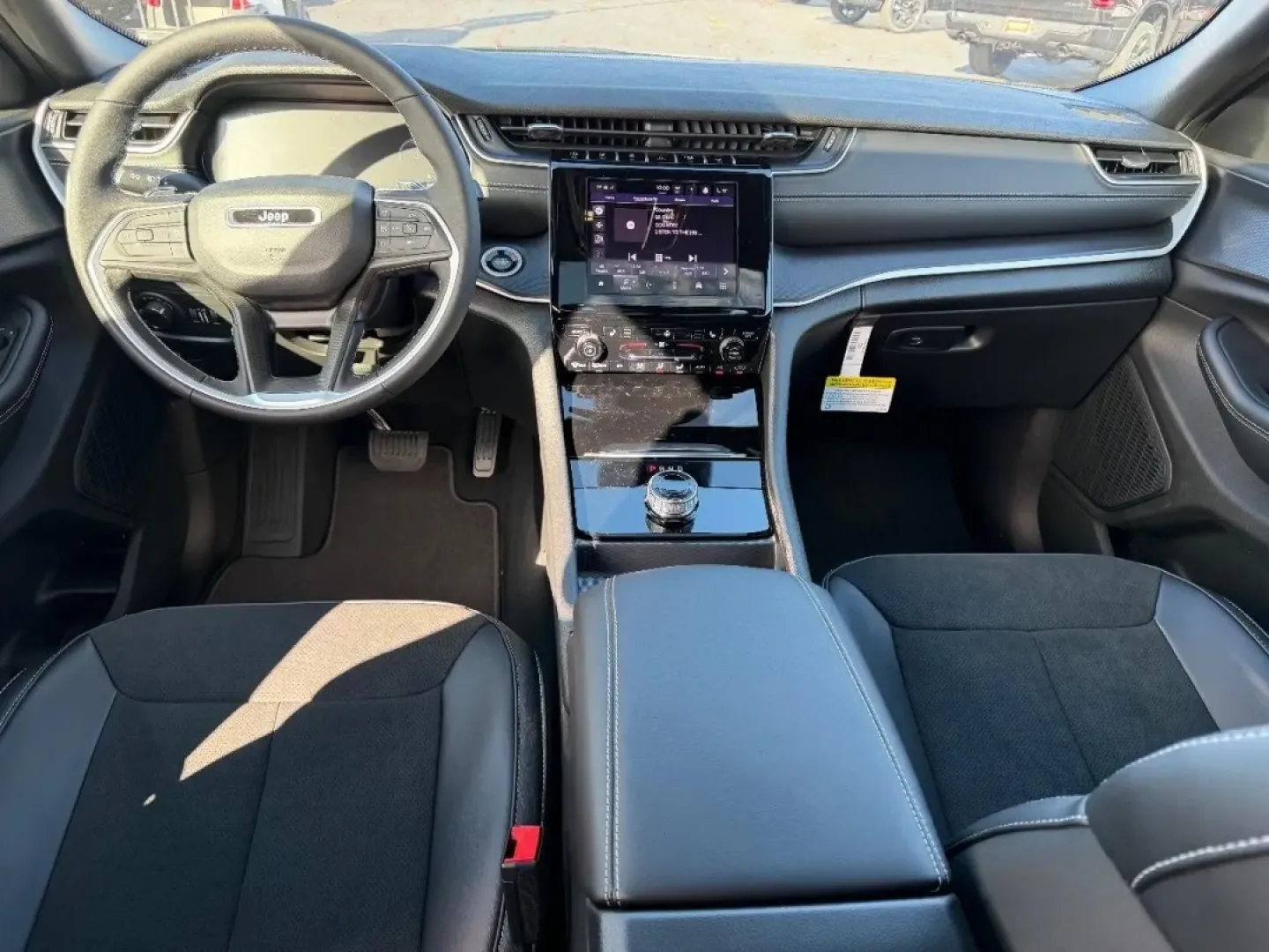 2025 /Global Black Cloth Jeep Grand Cherokee Altitude X (1C4RJHAG9SC) with an 3.6L V6 24V VVT UPG I engine, Automatic transmission, located at 970 Woodlawn Dr., Farmington, MO, 63640, (573) 431-7800, 37.825642, -90.468674 - **Adventure Awaits: Drive Home the 2025 Jeep Grand Cherokee Today!**<br /> <br /> Are you ready to elevate your daily commute or weekend getaways? The 2025 Jeep Grand Cherokee is not just a vehicle; it's your gateway to exploration and adventure. Whether you're navigating the city streets of Farming - Photo#10