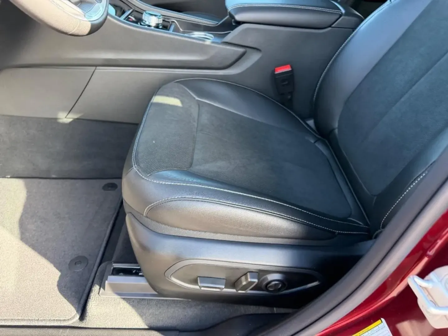 2025 /Global Black Cloth Jeep Grand Cherokee Altitude X (1C4RJHAG9SC) with an 3.6L V6 24V VVT UPG I engine, Automatic transmission, located at 970 Woodlawn Dr., Farmington, MO, 63640, (573) 431-7800, 37.825642, -90.468674 - **Adventure Awaits: Drive Home the 2025 Jeep Grand Cherokee Today!**<br /> <br /> Are you ready to elevate your daily commute or weekend getaways? The 2025 Jeep Grand Cherokee is not just a vehicle; it's your gateway to exploration and adventure. Whether you're navigating the city streets of Farming - Photo#19