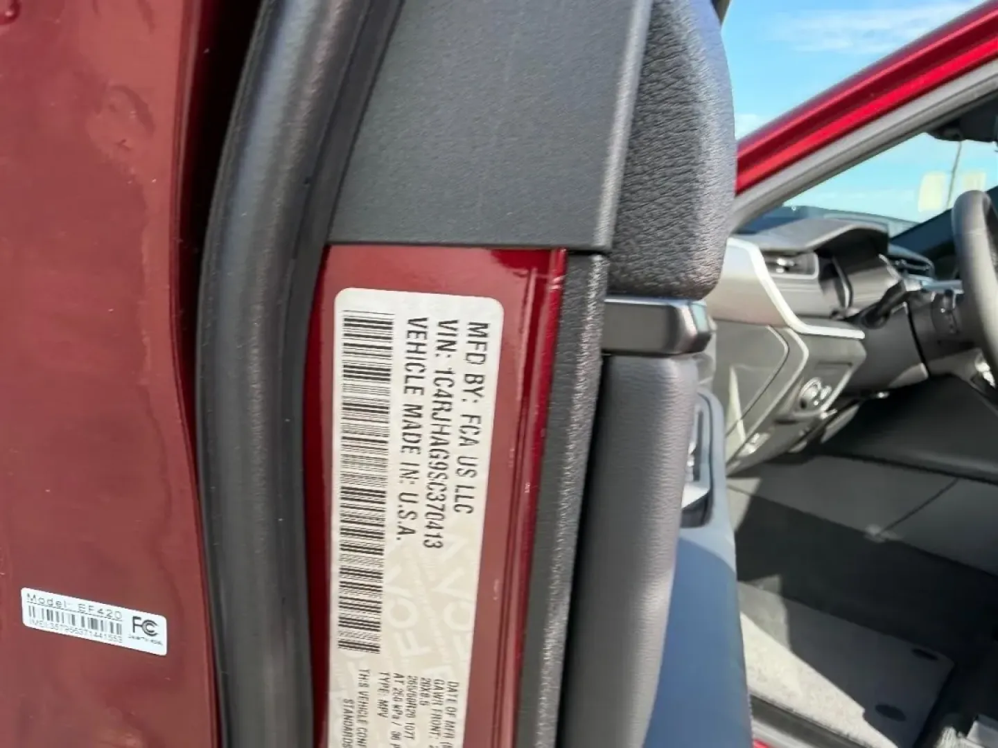 2025 /Global Black Cloth Jeep Grand Cherokee Altitude X (1C4RJHAG9SC) with an 3.6L V6 24V VVT UPG I engine, Automatic transmission, located at 970 Woodlawn Dr., Farmington, MO, 63640, (573) 431-7800, 37.825642, -90.468674 - **Adventure Awaits: Drive Home the 2025 Jeep Grand Cherokee Today!**<br /> <br /> Are you ready to elevate your daily commute or weekend getaways? The 2025 Jeep Grand Cherokee is not just a vehicle; it's your gateway to exploration and adventure. Whether you're navigating the city streets of Farming - Photo#22