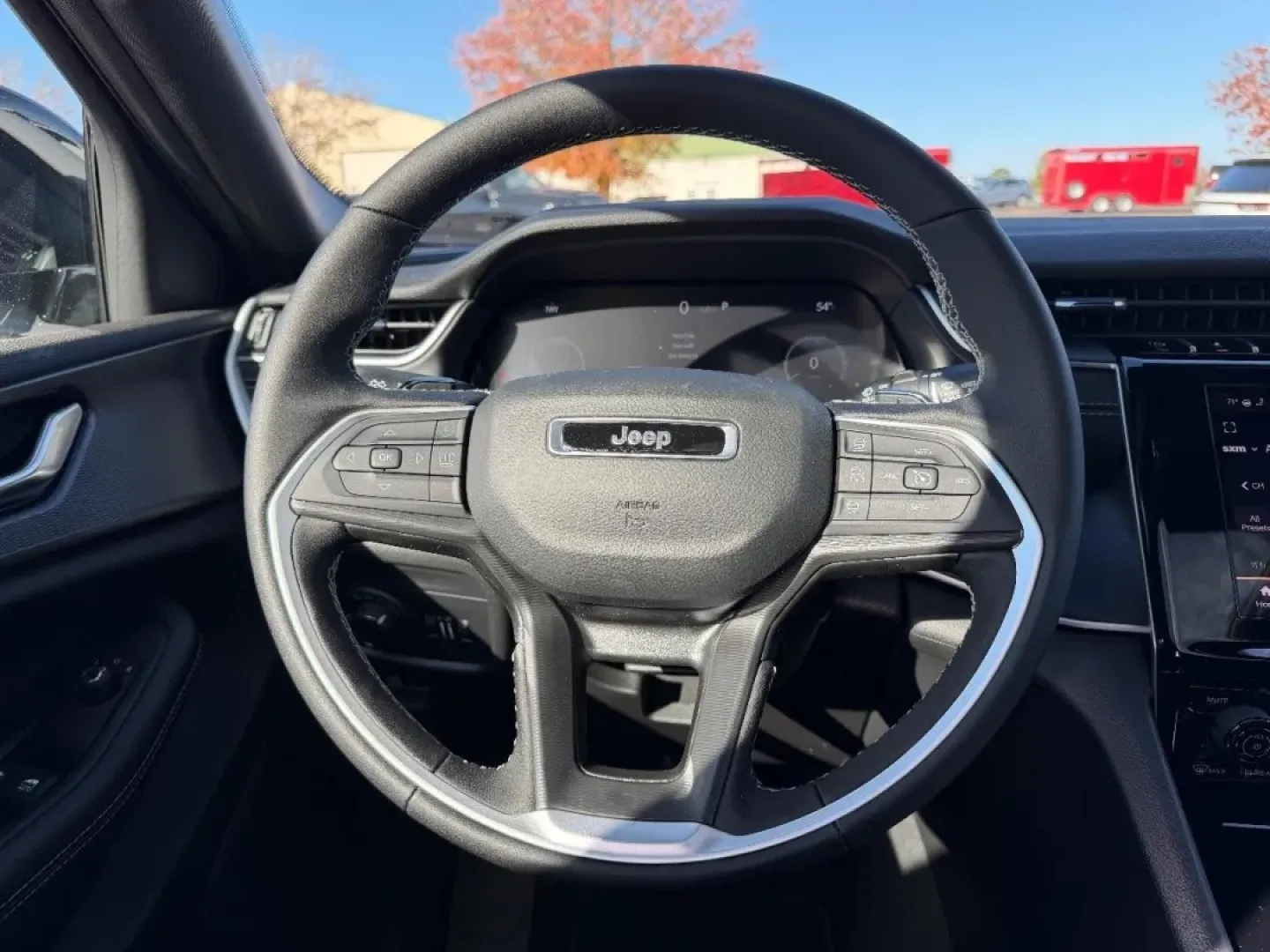 2025 /Global Black Leather Jeep Grand Cherokee Altitude X (1C4RJKAG9S8) with an 3.6L V6 24V VVT UPG I engine, Automatic transmission, located at 970 Woodlawn Dr., Farmington, MO, 63640, (573) 431-7800, 37.825642, -90.468674 - Discover the perfect blend of luxury and adventure with the 2025 Jeep Grand Cherokee, now available at Pettus CDJR Farmington! If you're searching for a versatile vehicle that seamlessly fits into your active lifestyle, this SUV is designed for you. Whether you're navigating the busy streets of Farm - Photo#14