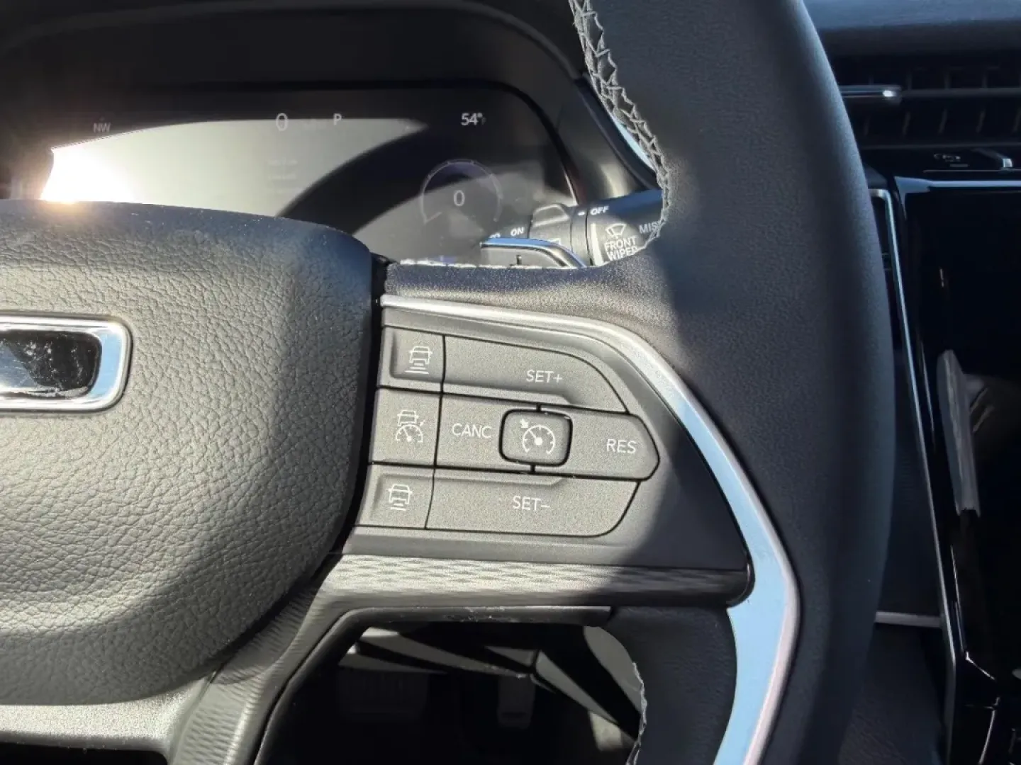 2025 /Global Black Leather Jeep Grand Cherokee Altitude X (1C4RJKAG9S8) with an 3.6L V6 24V VVT UPG I engine, Automatic transmission, located at 970 Woodlawn Dr., Farmington, MO, 63640, (573) 431-7800, 37.825642, -90.468674 - Discover the perfect blend of luxury and adventure with the 2025 Jeep Grand Cherokee, now available at Pettus CDJR Farmington! If you're searching for a versatile vehicle that seamlessly fits into your active lifestyle, this SUV is designed for you. Whether you're navigating the busy streets of Farm - Photo#16