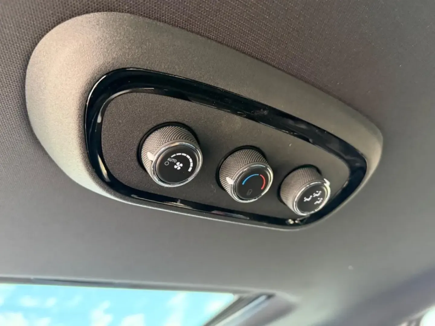 2026 /Black Leather Dodge Durango GT Plus HEMI V8 (1C4SDJCT7TC) with an 5.7L V8 HEMI MDS VVT engine, Automatic transmission, located at 970 Woodlawn Dr., Farmington, MO, 63640, (573) 431-7800, 37.825642, -90.468674 - **Unleash Adventure with the 2026 Dodge Durango: Your Next Family SUV Awaits!**<br /> <br /> Are you ready to elevate your family's adventures and weekend getaways? Look no further than the **2026 Dodge Durango**-a powerful and spacious SUV that combines style, safety, and versatility. Whether you'r - Photo#11