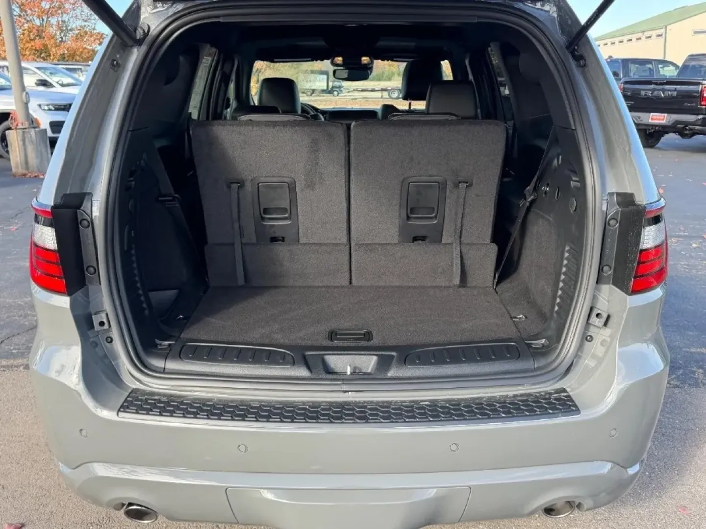 2026 /Black Leather Dodge Durango GT Plus HEMI V8 (1C4SDJCT7TC) with an 5.7L V8 HEMI MDS VVT engine, Automatic transmission, located at 970 Woodlawn Dr., Farmington, MO, 63640, (573) 431-7800, 37.825642, -90.468674 - **Unleash Adventure with the 2026 Dodge Durango: Your Next Family SUV Awaits!**<br /> <br /> Are you ready to elevate your family's adventures and weekend getaways? Look no further than the **2026 Dodge Durango**-a powerful and spacious SUV that combines style, safety, and versatility. Whether you'r - Photo#4