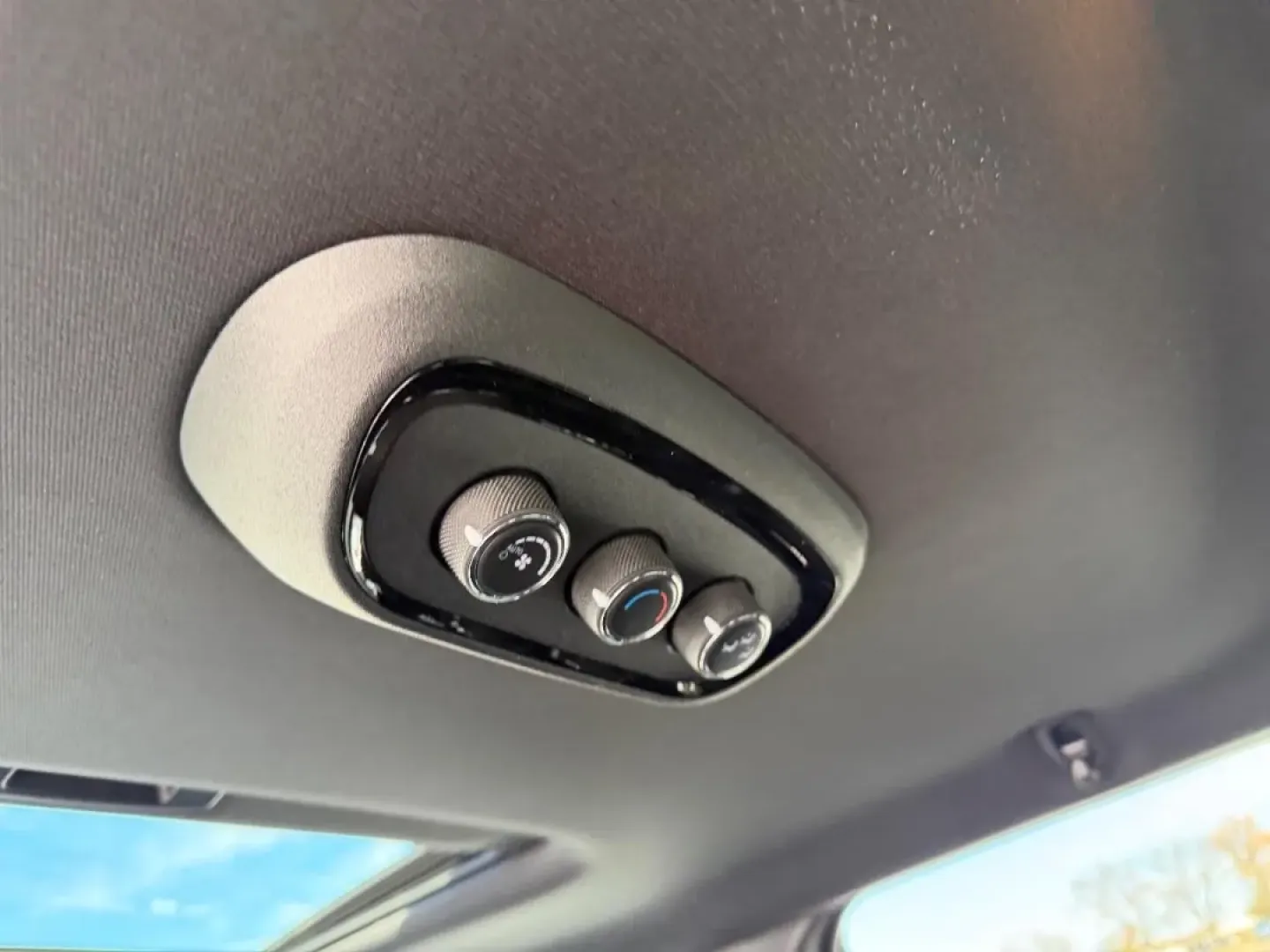 2026 /Black Leather Dodge Durango GT Plus HEMI V8 (1C4SDJCT9TC) with an 5.7L V8 HEMI MDS VVT engine, Automatic transmission, located at 970 Woodlawn Dr., Farmington, MO, 63640, (573) 431-7800, 37.825642, -90.468674 - **Adventure Awaits with the 2026 Dodge Durango: Your Perfect Family SUV**<br /> <br /> Are you ready to elevate your family adventures while enjoying the open road? Look no further than the stunning 2026 Dodge Durango, now available at Pettus CDJR Farmington. This SUV is not just a vehicle; it's a l - Photo#11