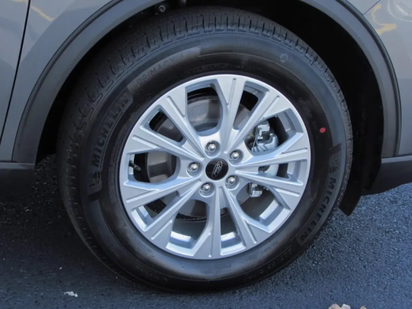 2026 /Ebony Ford Escape Active (1FMCU0GN5TU) with an 1.5L engine, located at 12836 Highway 21, De Soto, MO, 63020, (636) 337-7777, 38.151867, -90.575615 - Looking for a versatile vehicle that can keep up with your active lifestyle? Look no further! The 2026 Ford Escape Active is perfect for families, commuters, and adventurers alike. With its robust design and impressive fuel efficiency, this SUV is built for both urban driving and weekend getaways. W - Photo#9