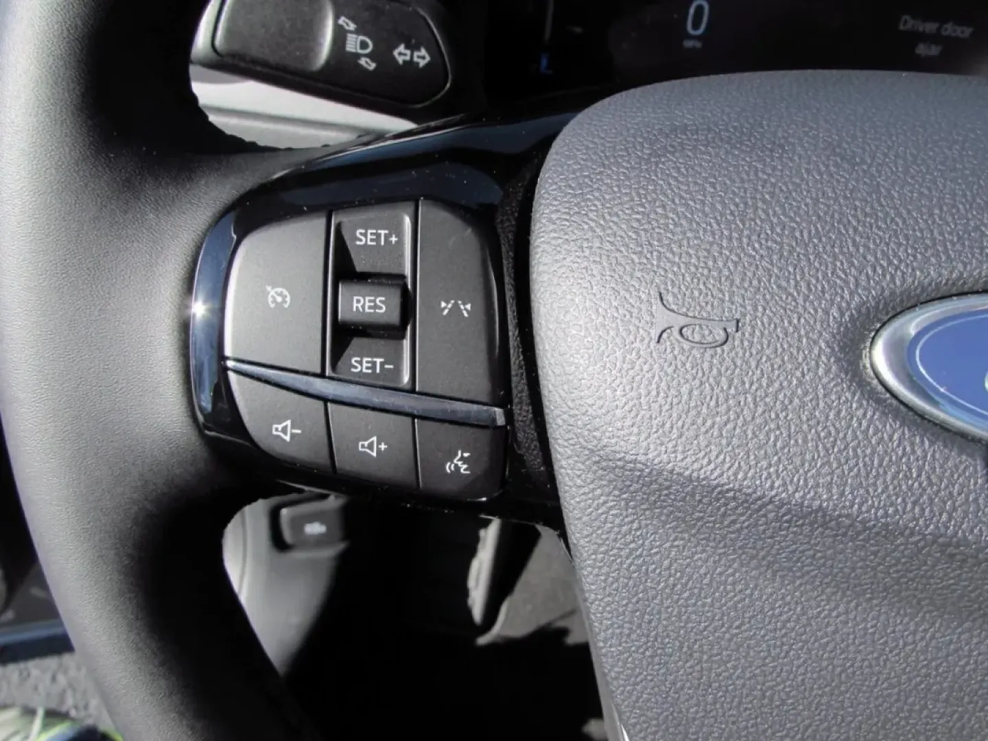 2026 /Ebony Ford Escape Active (1FMCU0GN5TU) with an 1.5L engine, located at 12836 Highway 21, De Soto, MO, 63020, (636) 337-7777, 38.151867, -90.575615 - Looking for a versatile vehicle that can keep up with your active lifestyle? Look no further! The 2026 Ford Escape Active is perfect for families, commuters, and adventurers alike. With its robust design and impressive fuel efficiency, this SUV is built for both urban driving and weekend getaways. W - Photo#14