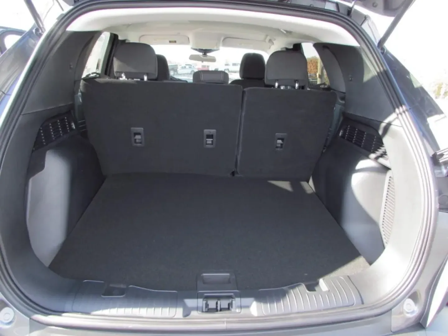 2026 /Ebony Ford Escape Active (1FMCU0GN5TU) with an 1.5L engine, located at 12836 Highway 21, De Soto, MO, 63020, (636) 337-7777, 38.151867, -90.575615 - Looking for a versatile vehicle that can keep up with your active lifestyle? Look no further! The 2026 Ford Escape Active is perfect for families, commuters, and adventurers alike. With its robust design and impressive fuel efficiency, this SUV is built for both urban driving and weekend getaways. W - Photo#25