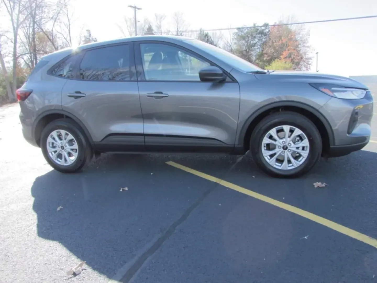 2026 /Ebony Ford Escape Active (1FMCU0GN5TU) with an 1.5L engine, located at 12836 Highway 21, De Soto, MO, 63020, (636) 337-7777, 38.151867, -90.575615 - Looking for a versatile vehicle that can keep up with your active lifestyle? Look no further! The 2026 Ford Escape Active is perfect for families, commuters, and adventurers alike. With its robust design and impressive fuel efficiency, this SUV is built for both urban driving and weekend getaways. W - Photo#7