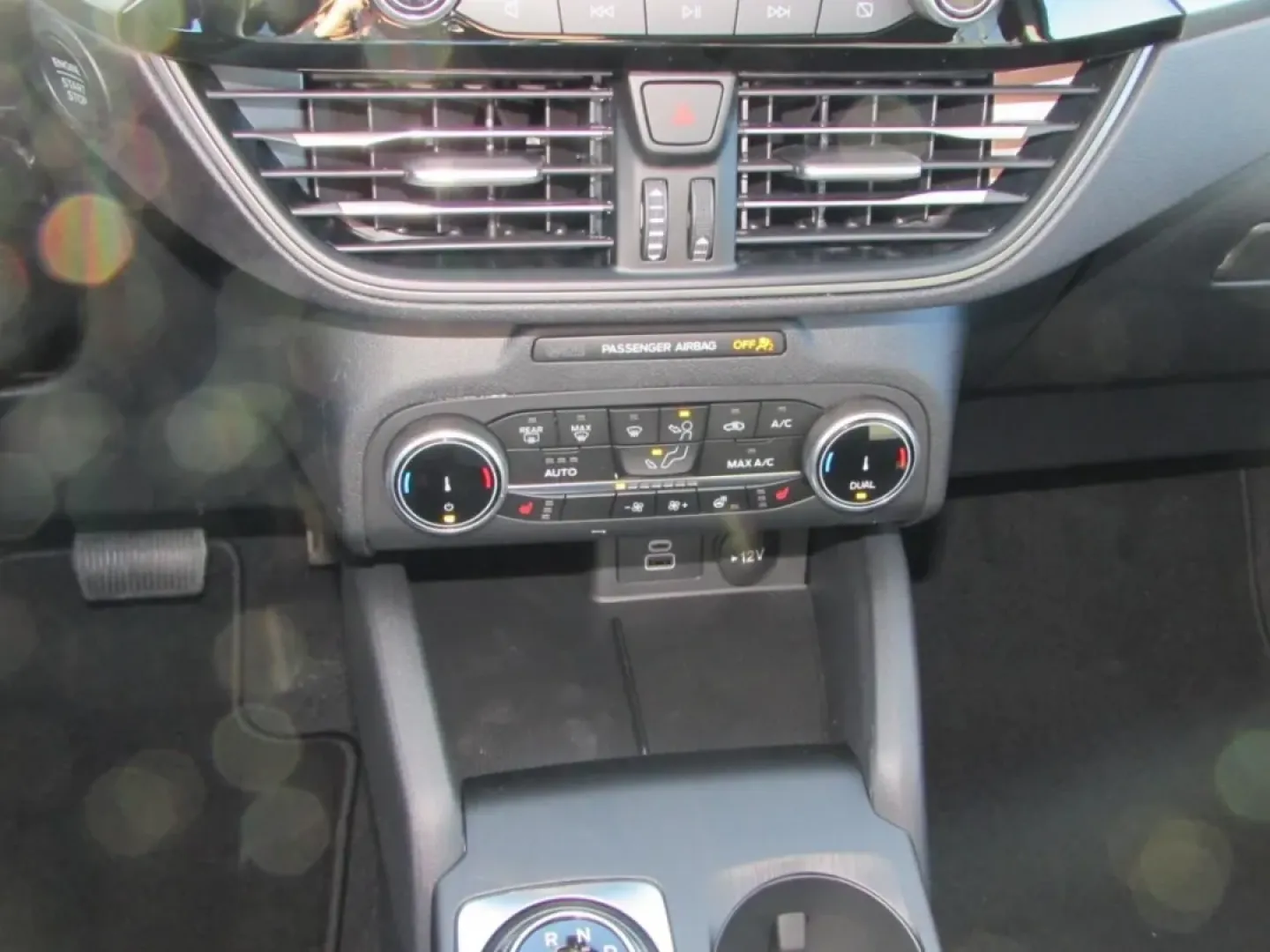 2026 /Ebony Ford Escape Active (1FMCU0GN9TU) with an 1.5L engine, located at 12836 Highway 21, De Soto, MO, 63020, (636) 337-7777, 38.151867, -90.575615 - **Experience the Freedom of Adventure with the 2026 Ford Escape at Pettus Ford De Soto**<br /> <br /> Are you ready to elevate your daily commute or weekend adventures? The 2026 Ford Escape is the perfect companion for anyone seeking a blend of style, efficiency, and versatility. Imagine packing up - Photo#22