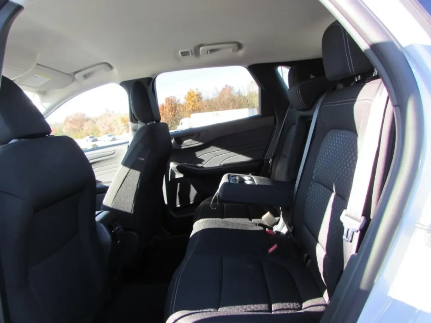 2026 /Ebony Ford Escape Active (1FMCU0GN9TU) with an 1.5L engine, located at 12836 Highway 21, De Soto, MO, 63020, (636) 337-7777, 38.151867, -90.575615 - **Experience the Freedom of Adventure with the 2026 Ford Escape at Pettus Ford De Soto**<br /> <br /> Are you ready to elevate your daily commute or weekend adventures? The 2026 Ford Escape is the perfect companion for anyone seeking a blend of style, efficiency, and versatility. Imagine packing up - Photo#26