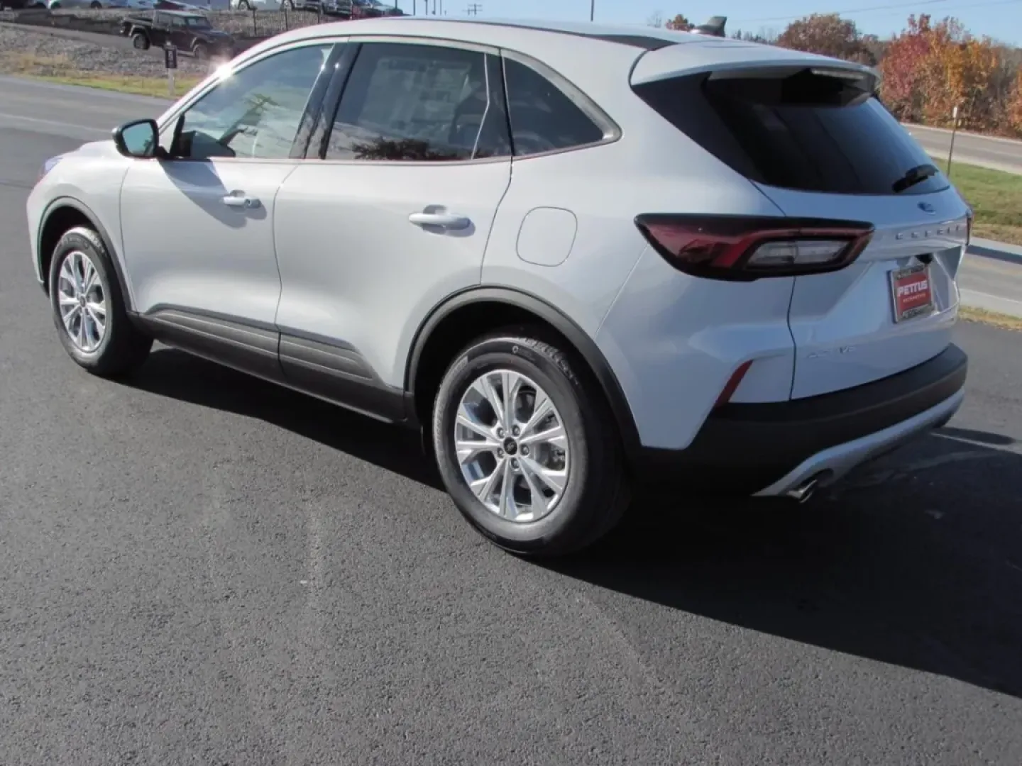 2026 /Ebony Ford Escape Active (1FMCU0GN9TU) with an 1.5L engine, located at 12836 Highway 21, De Soto, MO, 63020, (636) 337-7777, 38.151867, -90.575615 - **Experience the Freedom of Adventure with the 2026 Ford Escape at Pettus Ford De Soto**<br /> <br /> Are you ready to elevate your daily commute or weekend adventures? The 2026 Ford Escape is the perfect companion for anyone seeking a blend of style, efficiency, and versatility. Imagine packing up - Photo#4