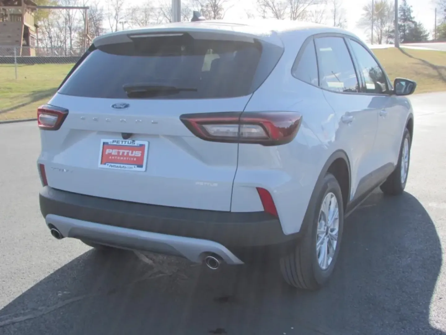 2026 /Ebony Ford Escape Active (1FMCU0GN9TU) with an 1.5L engine, located at 12836 Highway 21, De Soto, MO, 63020, (636) 337-7777, 38.151867, -90.575615 - **Experience the Freedom of Adventure with the 2026 Ford Escape at Pettus Ford De Soto**<br /> <br /> Are you ready to elevate your daily commute or weekend adventures? The 2026 Ford Escape is the perfect companion for anyone seeking a blend of style, efficiency, and versatility. Imagine packing up - Photo#6