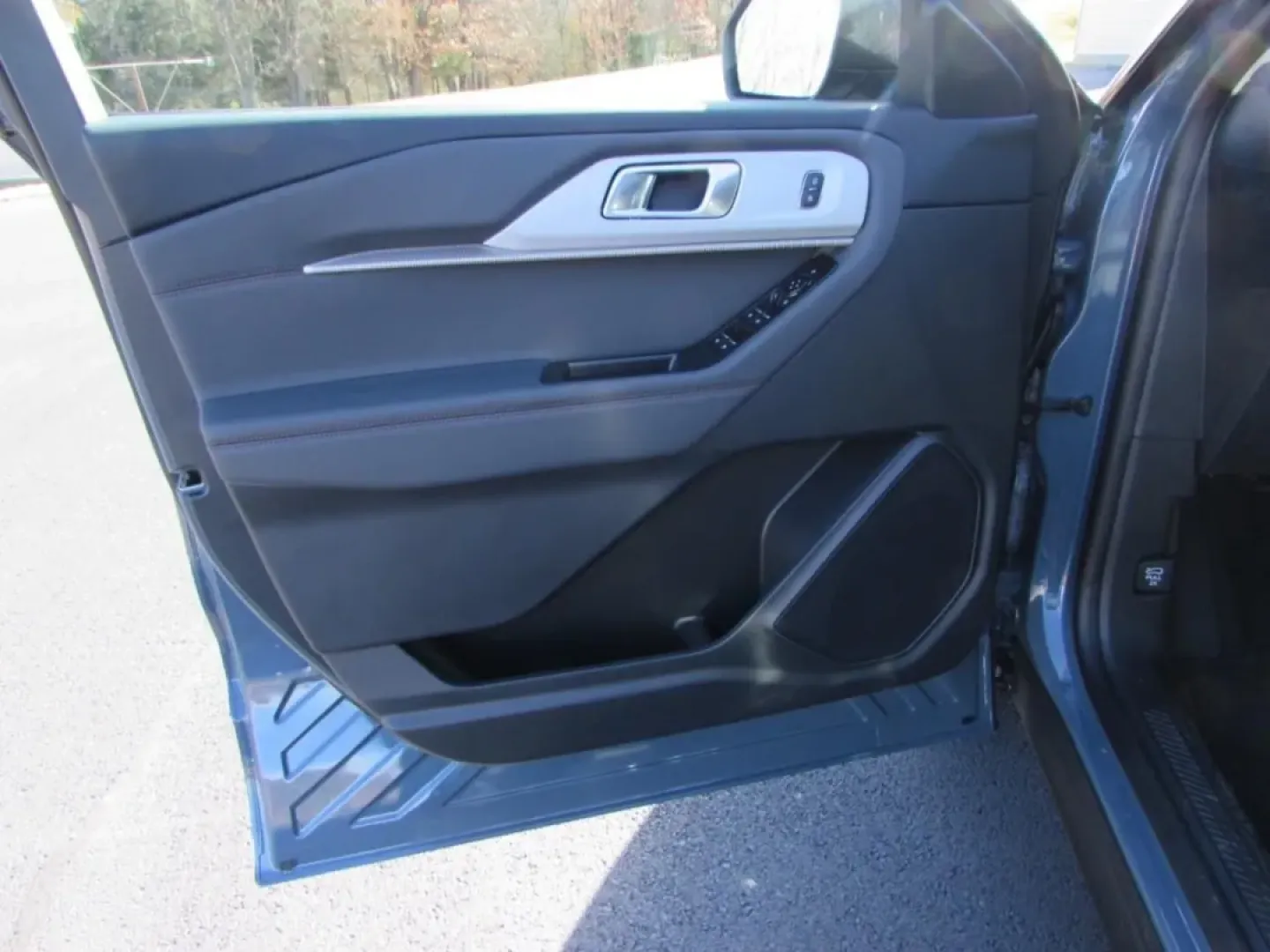 2026 /Dark Space Gray Ford Explorer Active (1FMUK8DH5TG) with an 2.3L EcoBoost I-4 engine, Automatic transmission, located at 12836 Highway 21, De Soto, MO, 63020, (636) 337-7777, 38.151867, -90.575615 - Are you ready to elevate your family's adventures with the perfect blend of style, comfort, and performance? Look no further than the stunning 2026 Ford Explorer Active, now available at Pettus Ford De Soto! Located conveniently in De Soto, MO, at 12836 Missouri Hwy 21, our OEM dealership is your go - Photo#13