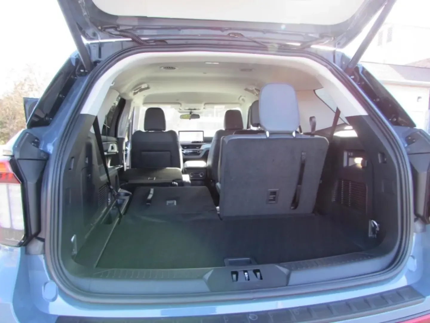 2026 /Dark Space Gray Ford Explorer Active (1FMUK8DH5TG) with an 2.3L EcoBoost I-4 engine, Automatic transmission, located at 12836 Highway 21, De Soto, MO, 63020, (636) 337-7777, 38.151867, -90.575615 - Are you ready to elevate your family's adventures with the perfect blend of style, comfort, and performance? Look no further than the stunning 2026 Ford Explorer Active, now available at Pettus Ford De Soto! Located conveniently in De Soto, MO, at 12836 Missouri Hwy 21, our OEM dealership is your go - Photo#31