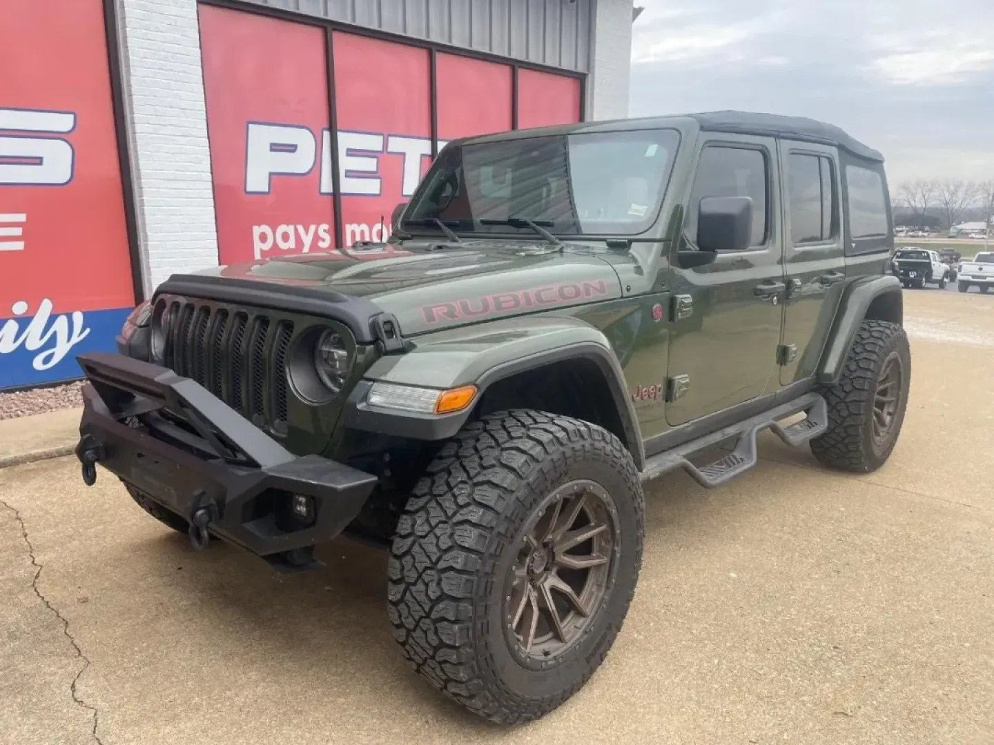 2020 /Dark Saddle/Black Leather Jeep Wrangler Unlimited Rubicon (1C4HJXFG3LW) with an 3.6L V6 24V VVT UPG I engine, 6A transmission, located at 970 Woodlawn Dr., Farmington, MO, 63640, (573) 431-7800, 37.825642, -90.468674 - **Adventure Awaits: Explore the Great Outdoors in this 2020 Jeep Wrangler Unlimited Rubicon!**<br /> <br /> Are you ready to embrace the thrill of the open road and the call of the wild? Look no further! This stunning 2020 Jeep Wrangler Unlimited Rubicon is the perfect companion for those who crave - Photo#0