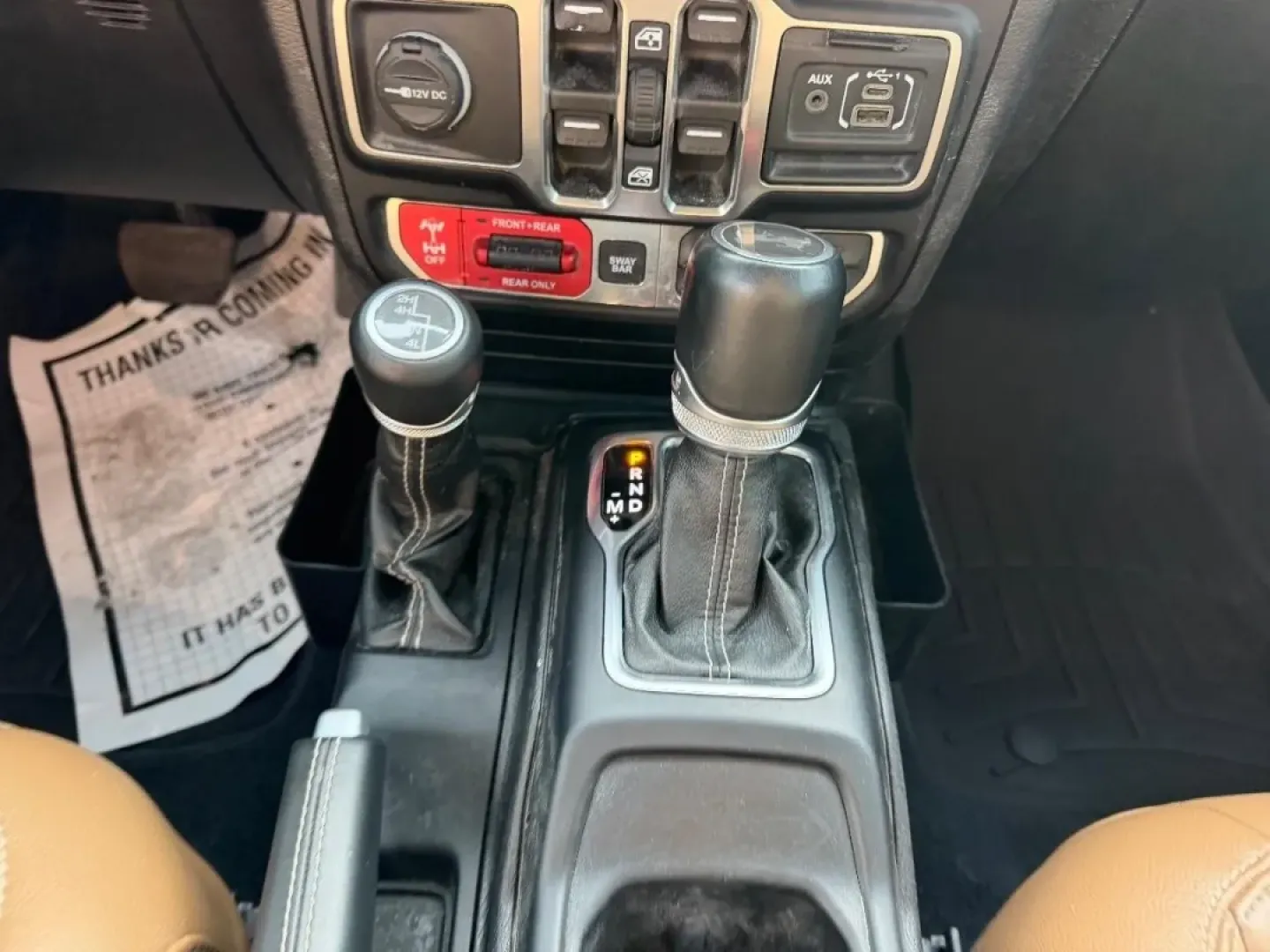 2020 /Dark Saddle/Black Leather Jeep Wrangler Unlimited Rubicon (1C4HJXFG3LW) with an 3.6L V6 24V VVT UPG I engine, 6A transmission, located at 970 Woodlawn Dr., Farmington, MO, 63640, (573) 431-7800, 37.825642, -90.468674 - **Adventure Awaits: Explore the Great Outdoors in this 2020 Jeep Wrangler Unlimited Rubicon!**<br /> <br /> Are you ready to embrace the thrill of the open road and the call of the wild? Look no further! This stunning 2020 Jeep Wrangler Unlimited Rubicon is the perfect companion for those who crave - Photo#15