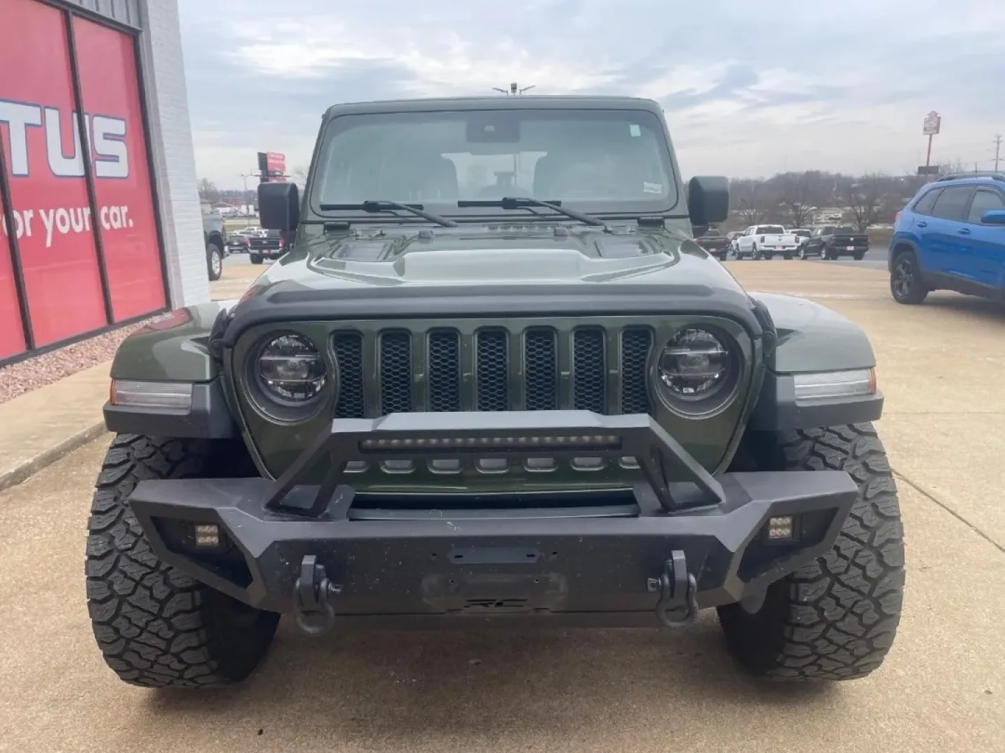 2020 /Dark Saddle/Black Leather Jeep Wrangler Unlimited Rubicon (1C4HJXFG3LW) with an 3.6L V6 24V VVT UPG I engine, 6A transmission, located at 970 Woodlawn Dr., Farmington, MO, 63640, (573) 431-7800, 37.825642, -90.468674 - **Adventure Awaits: Explore the Great Outdoors in this 2020 Jeep Wrangler Unlimited Rubicon!**<br /> <br /> Are you ready to embrace the thrill of the open road and the call of the wild? Look no further! This stunning 2020 Jeep Wrangler Unlimited Rubicon is the perfect companion for those who crave - Photo#2