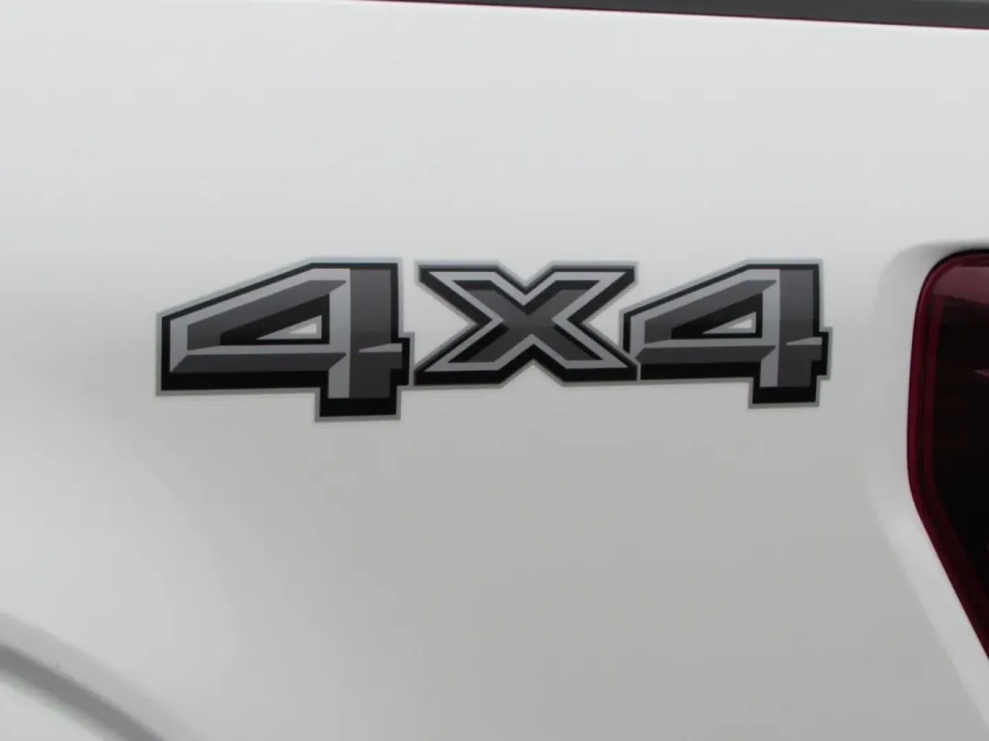 2024 /Black Ford F-150 LARIAT (1FTFW5LD3RF) with an Other engine, located at 12830 Highway 21, De Soto, MO, 63020, (636) 337-7777, 38.153099, -90.573624 - ### Discover Adventure with the 2024 Ford F-150 LARIAT at Pettus CDJR DeSoto<br /> <br /> Are you ready to elevate your lifestyle with a truck that combines power, efficiency, and modern technology? Whether you're hauling gear for an exciting weekend adventure, commuting to work, or transporting you - Photo#11