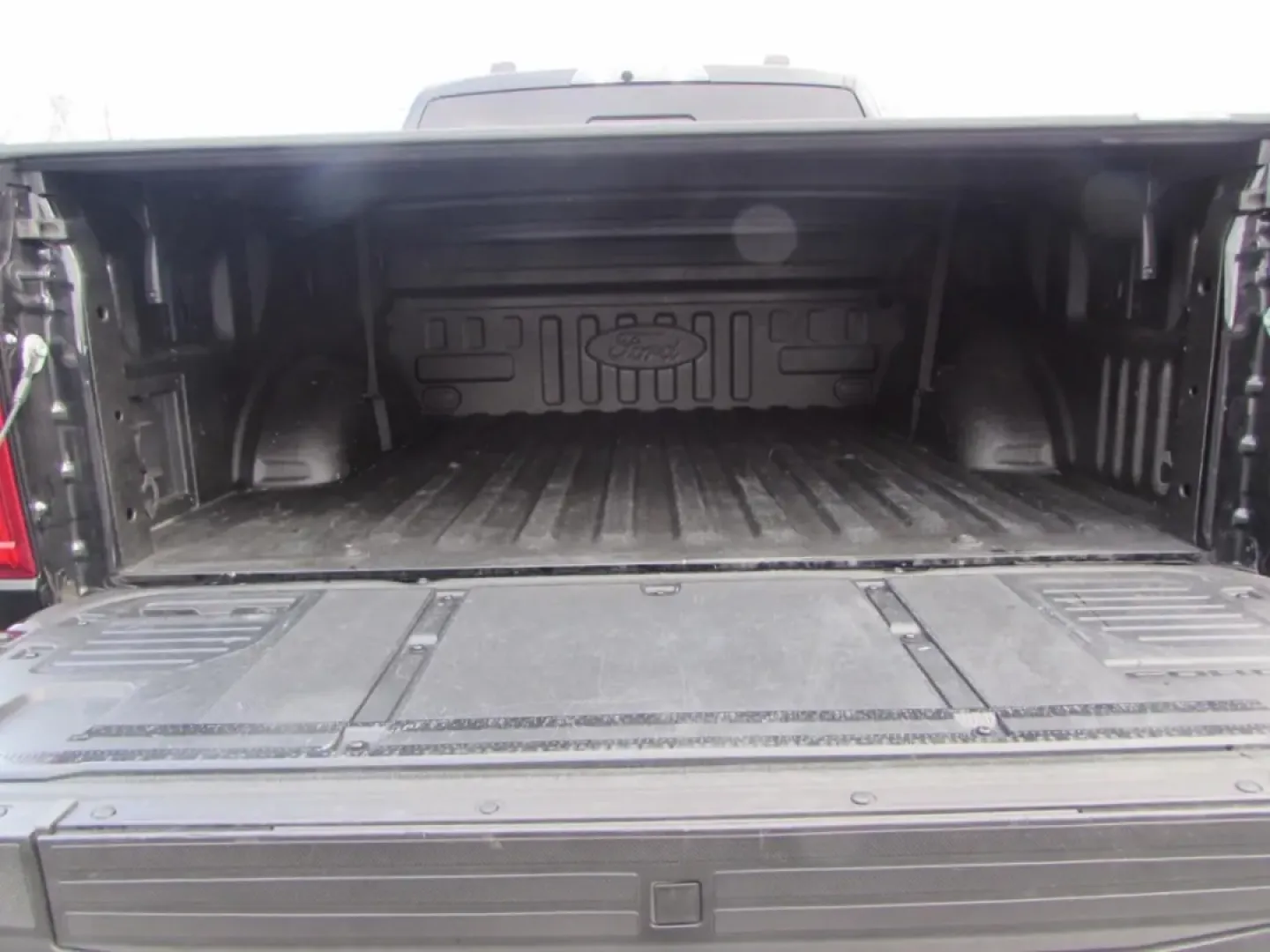 2023 /Black Ford F-150 Raptor (1FTFW1RG5PF) with an 3.5 V6 engine, Automatic transmission, located at 12836 Highway 21, De Soto, MO, 63020, (636) 337-7777, 38.151867, -90.575615 - ### Conquer Every Adventure with the 2023 Ford F-150 Raptor SuperCrew<br /> <br /> Are you ready to take your weekend adventures to the next level? Whether you're hitting the open road for a camping trip or need a reliable truck for daily errands, the 2023 Ford F-150 Raptor SuperCrew is the perfect - Photo#15