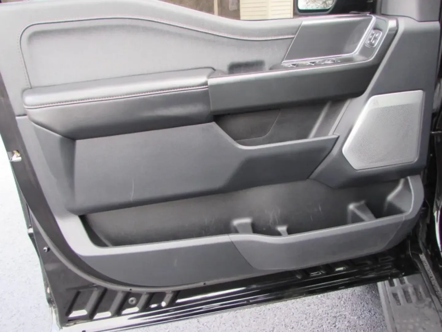 2023 /Black Ford F-150 Raptor (1FTFW1RG5PF) with an 3.5 V6 engine, Automatic transmission, located at 12836 Highway 21, De Soto, MO, 63020, (636) 337-7777, 38.151867, -90.575615 - ### Conquer Every Adventure with the 2023 Ford F-150 Raptor SuperCrew<br /> <br /> Are you ready to take your weekend adventures to the next level? Whether you're hitting the open road for a camping trip or need a reliable truck for daily errands, the 2023 Ford F-150 Raptor SuperCrew is the perfect - Photo#17