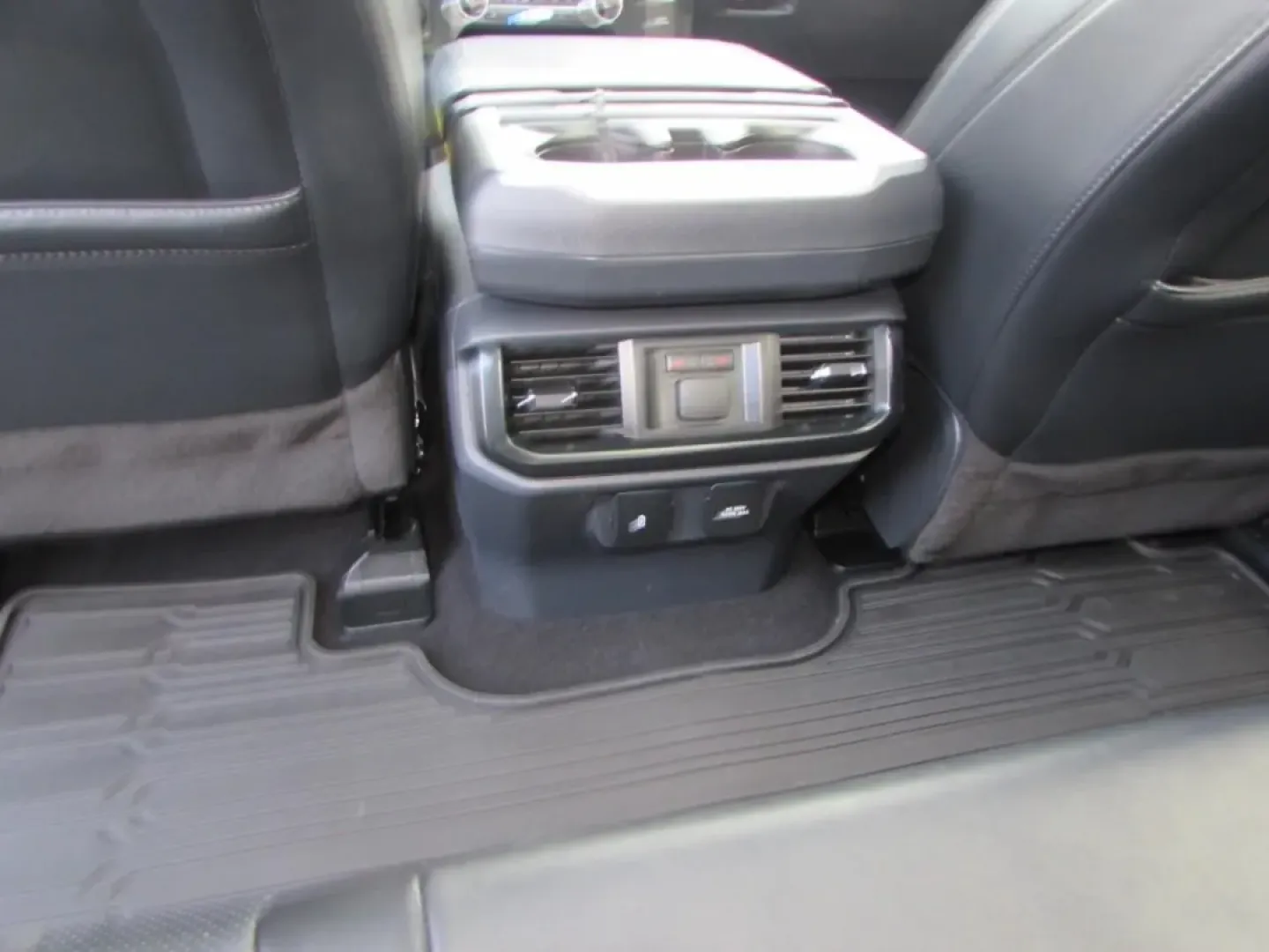 2023 /Black Ford F-150 Raptor (1FTFW1RG5PF) with an 3.5 V6 engine, Automatic transmission, located at 12836 Highway 21, De Soto, MO, 63020, (636) 337-7777, 38.151867, -90.575615 - ### Conquer Every Adventure with the 2023 Ford F-150 Raptor SuperCrew<br /> <br /> Are you ready to take your weekend adventures to the next level? Whether you're hitting the open road for a camping trip or need a reliable truck for daily errands, the 2023 Ford F-150 Raptor SuperCrew is the perfect - Photo#33