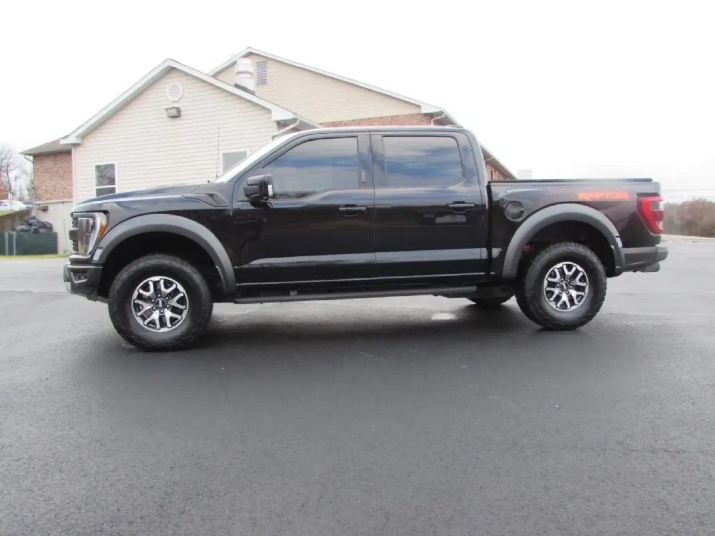 2023 /Black Ford F-150 Raptor (1FTFW1RG5PF) with an 3.5 V6 engine, Automatic transmission, located at 12836 Highway 21, De Soto, MO, 63020, (636) 337-7777, 38.151867, -90.575615 - ### Conquer Every Adventure with the 2023 Ford F-150 Raptor SuperCrew<br /> <br /> Are you ready to take your weekend adventures to the next level? Whether you're hitting the open road for a camping trip or need a reliable truck for daily errands, the 2023 Ford F-150 Raptor SuperCrew is the perfect - Photo#3