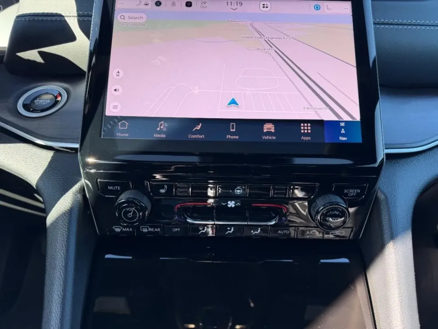 2025 /Global Black Leather Jeep Grand Cherokee Limited (1C4RJKBG1S8) with an 3.6L V6 24V VVT UPG I engine, located at 970 Woodlawn Dr., Farmington, MO, 63640, (573) 431-7800, 37.825642, -90.468674 - Discover your next adventure with the 2025 Jeep Grand Cherokee Limited, available exclusively at Pettus CDJR Farmington. Located at 970 Woodlawn Drive in Farmington, MO, our OEM dealership specializes in providing quality used vehicles that fit every lifestyle. Whether you're a growing family in nee - Photo#18