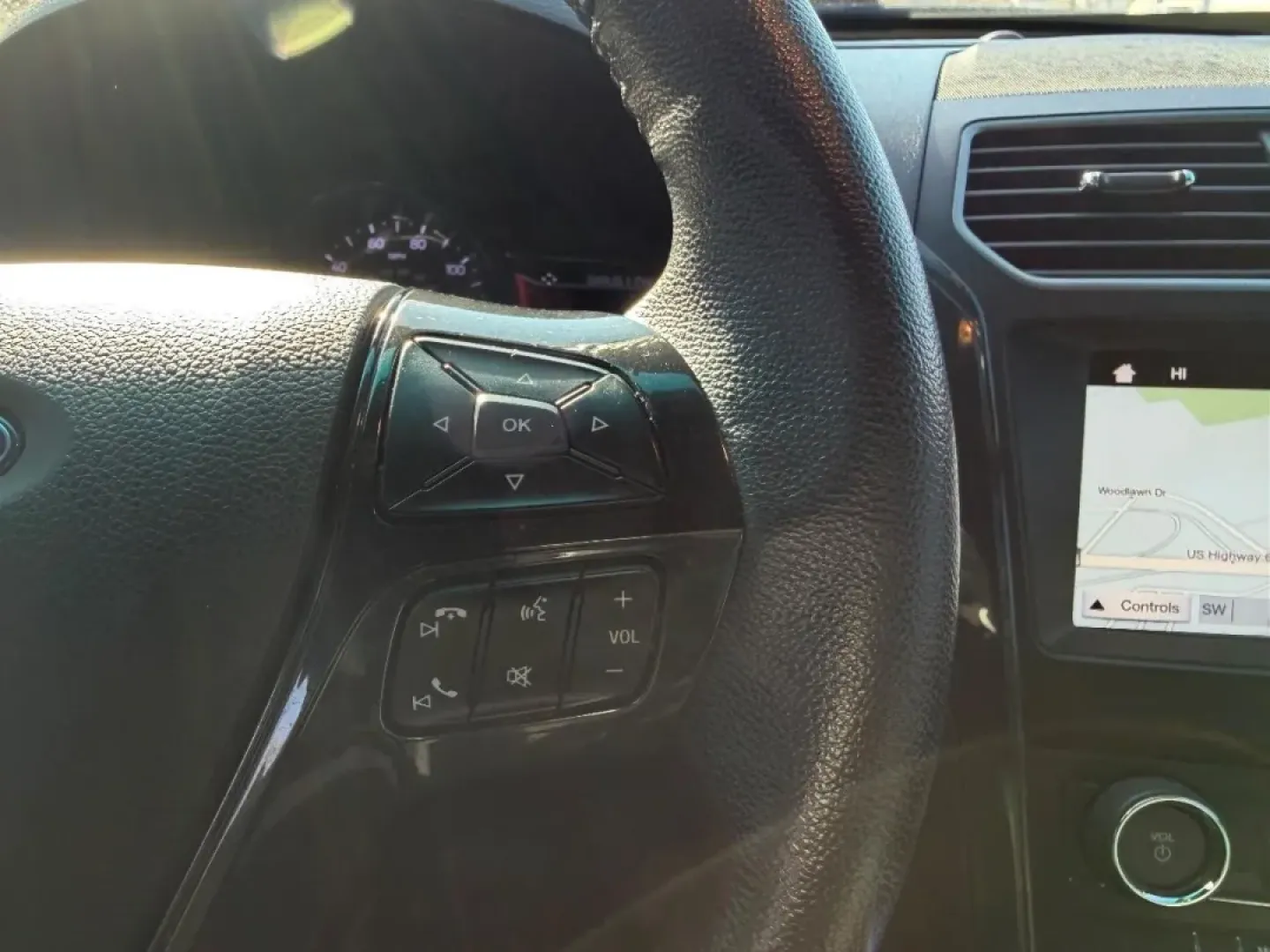 2018 /Ebony Black Cloth Ford Explorer XLT (1FM5K7D82JG) with an 3.5L V6 engine, 6A transmission, located at 970 Woodlawn Dr., Farmington, MO, 63640, (573) 431-7800, 37.825642, -90.468674 - **Unleash Your Adventurous Spirit with the 2018 Ford Explorer XLT! Perfect for Family Road Trips and Everyday Commutes!**<br /> <br /> Are you ready to elevate your family outings, weekend adventures, or daily commutes? The 2018 Ford Explorer XLT is the ideal vehicle for those who crave versatility - Photo#15