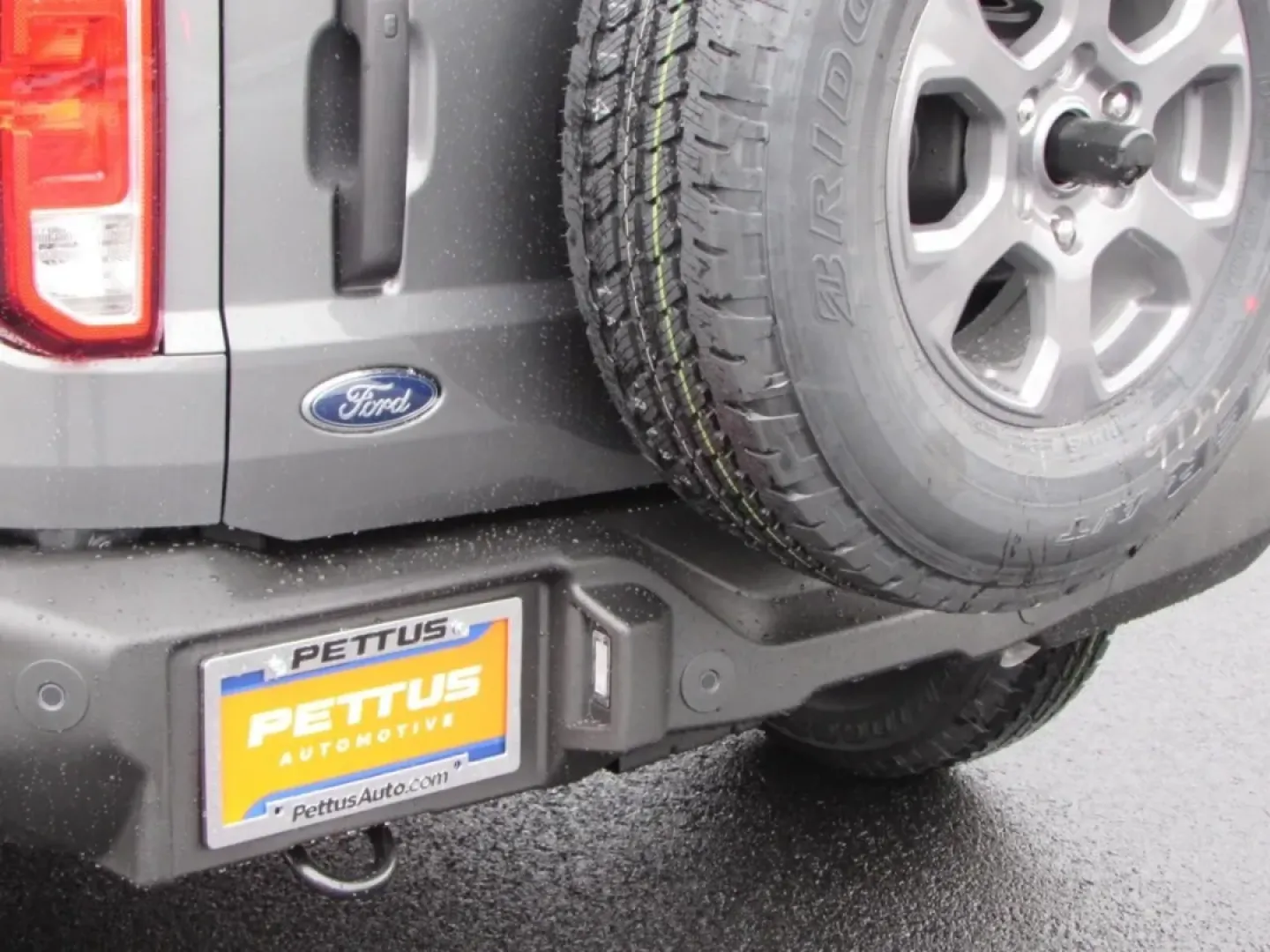 2025 /Dark Gray W/Black Onyx Ford Bronco Big Bend (1FMDE7BH9SL) with an 2.3L EcoBoost I-4 engine, located at 12836 Highway 21, De Soto, MO, 63020, (636) 337-7777, 38.151867, -90.575615 - **Adventure Awaits with the 2025 Ford Bronco Big Bend at Pettus Ford De Soto!**<br /> <br /> Are you ready to conquer the great outdoors while enjoying all the comforts of a modern SUV? The 2025 Ford Bronco Big Bend is the perfect vehicle for those who crave adventure and versatility, whether you're - Photo#10