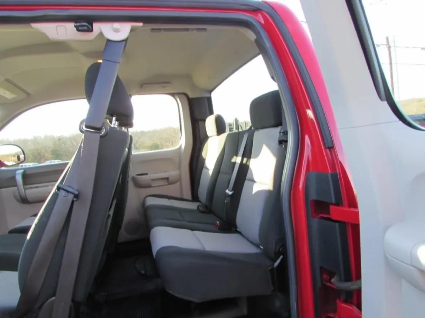 2009 /Dark Titanium Chevrolet Silverado 1500 Work Truck (1GCEC19XX9Z) with an Other engine, Automatic transmission, located at 12830 Highway 21, De Soto, MO, 63020, (636) 337-7777, 38.153099, -90.573624 - **Discover Your Next Adventure with the 2009 Chevrolet Silverado 1500 Ideal for Work and Play!**<br /> <br /> Are you searching for a reliable vehicle that can tackle both the demands of your job and the joys of weekend adventures? Look no further than this robust 2009 Chevrolet Silverado 1500, ava - Photo#19