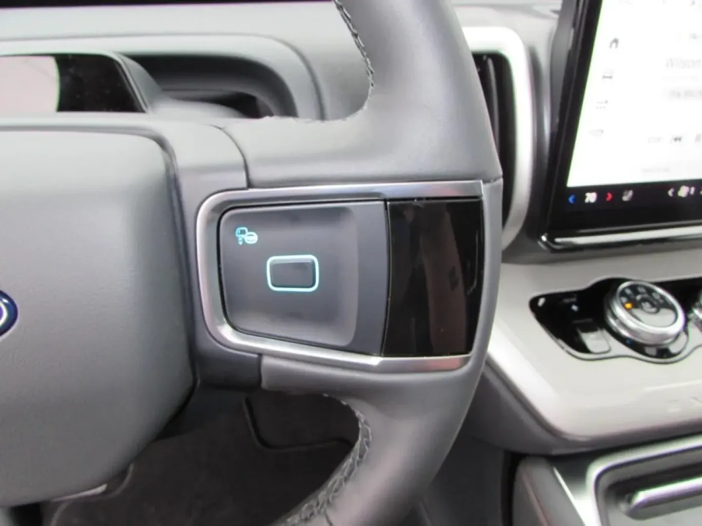 2025 /Dark Gray Ford Expedition Max Active (1FMJK1J85SE) with an 3.5L EcoBoost V6 engine, Automatic transmission, located at 12836 Highway 21, De Soto, MO, 63020, (636) 337-7777, 38.151867, -90.575615 - **Adventure Awaits with the 2025 Ford Expedition Max The Ultimate Family SUV!** <br /> <br /> Are you ready to elevate your family adventures? The 2025 Ford Expedition Max is designed for those who crave space, comfort, and performance. Whether you're navigating the daily commute or embarking on a - Photo#16