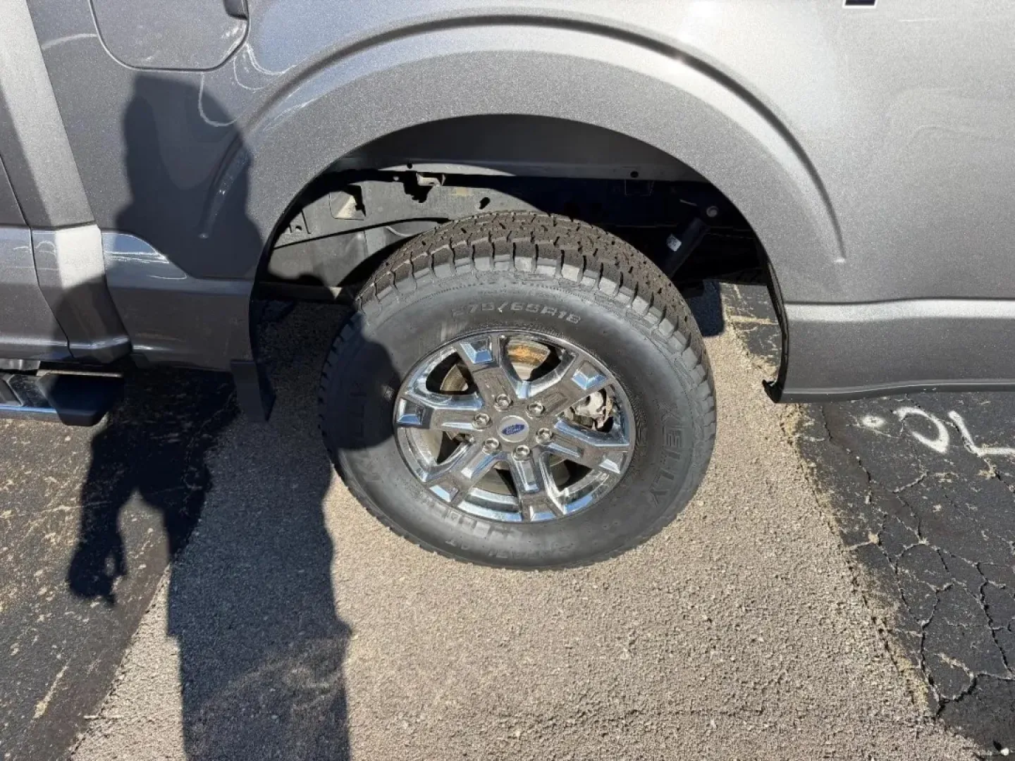 2021 /Black/Medium Dark Slate Cloth Ford F-150 XLT (1FTEW1EP6MK) with an 2.7L V6 engine, located at 970 Woodlawn Dr., Farmington, MO, 63640, (573) 431-7800, 37.825642, -90.468674 - **Experience Adventure with the 2021 Ford F-150 at Pettus CDJR Farmington!**<br /> <br /> Are you ready to take on the open road or tackle those weekend projects with confidence? The 2021 Ford F-150 is the perfect companion for those who crave adventure and practicality, making it an ideal choice fo - Photo#5