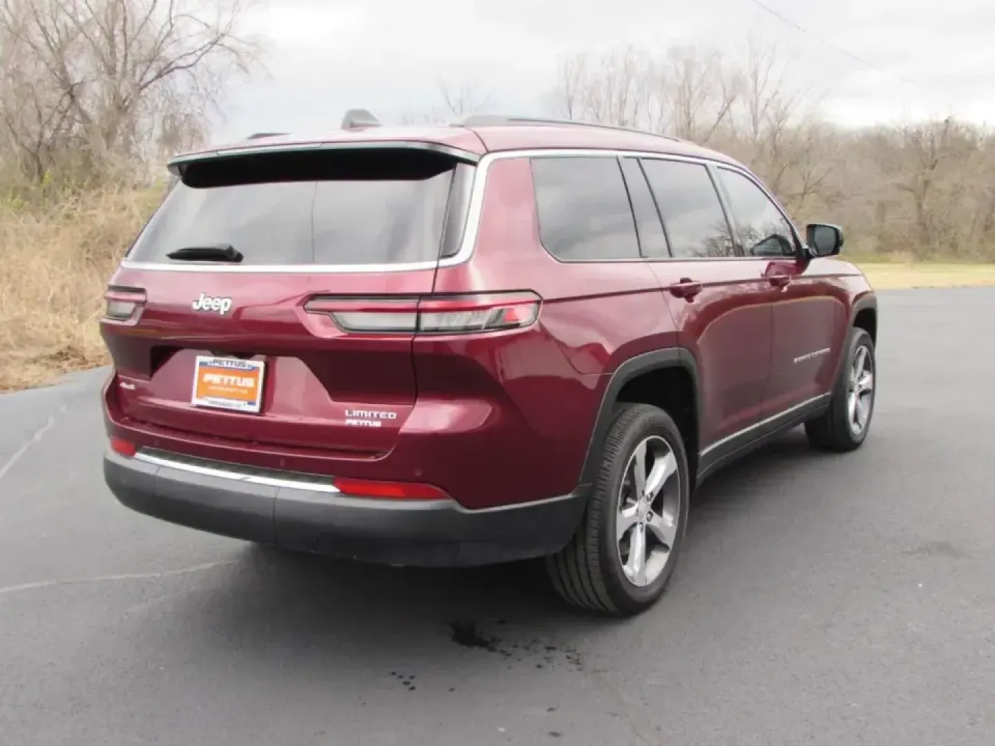 2024 /Global Black Jeep Grand Cherokee Limited (1C4RJKBG4R8) with an 3.6L V6 DOHC 24V engine, 8A transmission, located at 12830 Highway 21, De Soto, MO, 63020, (636) 337-7777, 38.153099, -90.573624 - **Unleash Your Adventure with the 2024 Jeep Grand Cherokee Limited Perfect for Your Next Journey!**<br /> <br /> Are you ready to elevate your weekend adventures or daily commutes? The 2024 Jeep Grand Cherokee Limited is the vehicle that fits seamlessly into your lifestyle! With its robust capabili - Photo#6