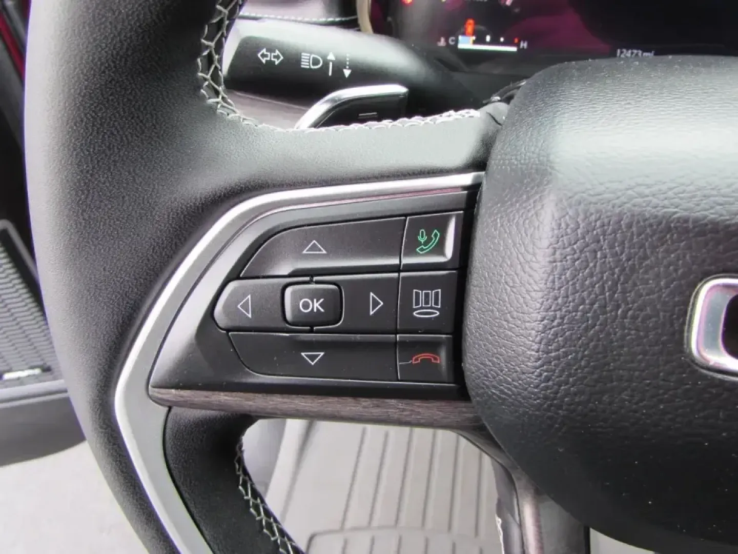 2024 /Global Black Jeep Grand Cherokee Limited (1C4RJKBG4R8) with an 3.6L V6 DOHC 24V engine, 8A transmission, located at 12830 Highway 21, De Soto, MO, 63020, (636) 337-7777, 38.153099, -90.573624 - **Unleash Your Adventure with the 2024 Jeep Grand Cherokee Limited Perfect for Your Next Journey!**<br /> <br /> Are you ready to elevate your weekend adventures or daily commutes? The 2024 Jeep Grand Cherokee Limited is the vehicle that fits seamlessly into your lifestyle! With its robust capabili - Photo#15