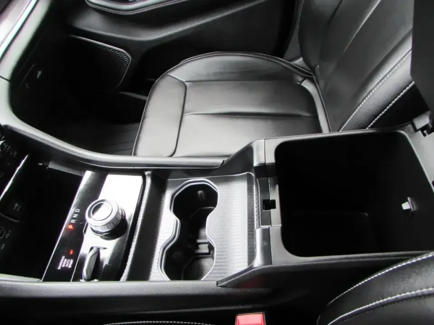 2024 /Global Black Jeep Grand Cherokee Limited (1C4RJKBG4R8) with an 3.6L V6 DOHC 24V engine, 8A transmission, located at 12830 Highway 21, De Soto, MO, 63020, (636) 337-7777, 38.153099, -90.573624 - **Unleash Your Adventure with the 2024 Jeep Grand Cherokee Limited Perfect for Your Next Journey!**<br /> <br /> Are you ready to elevate your weekend adventures or daily commutes? The 2024 Jeep Grand Cherokee Limited is the vehicle that fits seamlessly into your lifestyle! With its robust capabili - Photo#20