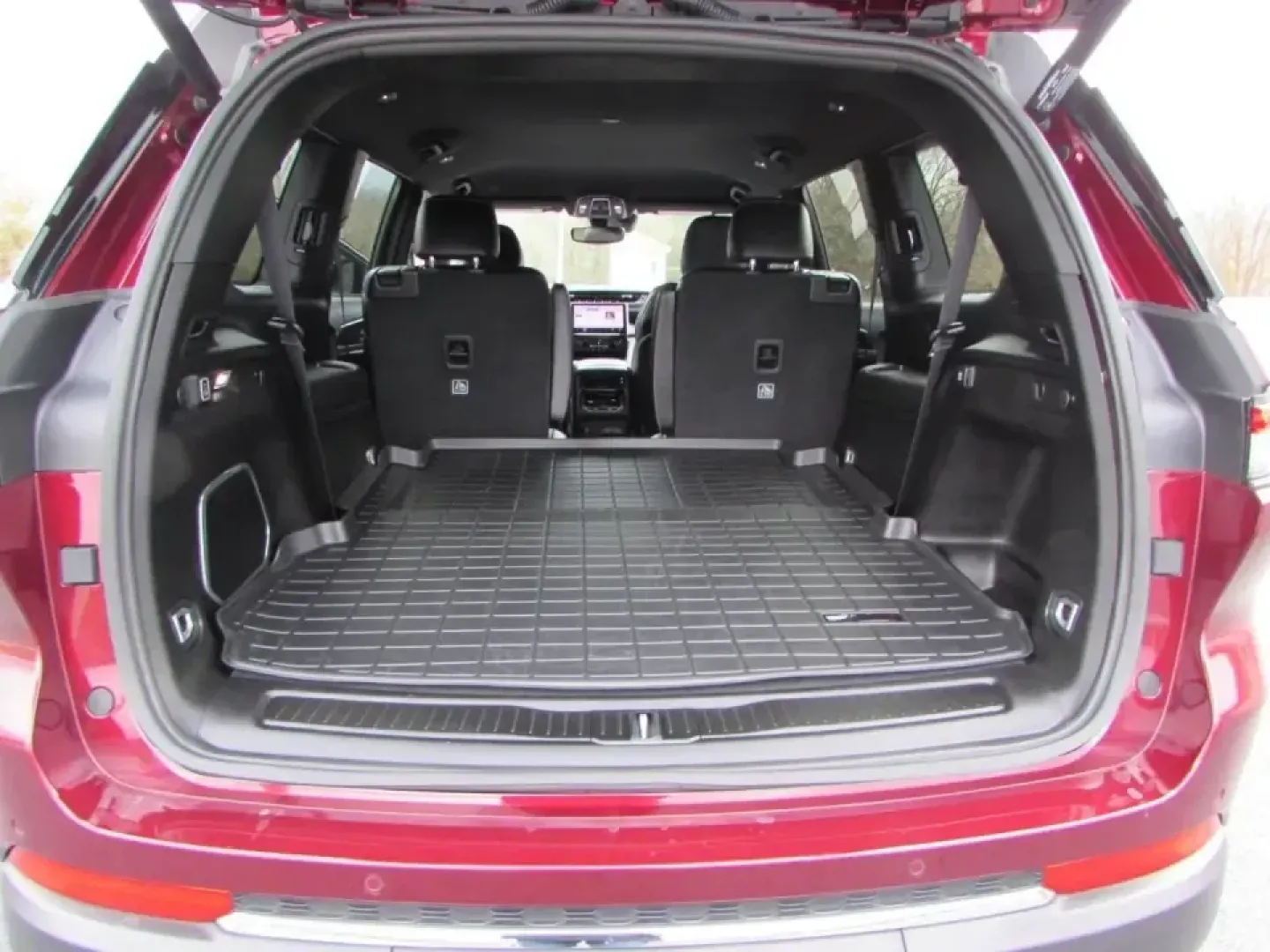 2024 /Global Black Jeep Grand Cherokee Limited (1C4RJKBG4R8) with an 3.6L V6 DOHC 24V engine, 8A transmission, located at 12830 Highway 21, De Soto, MO, 63020, (636) 337-7777, 38.153099, -90.573624 - **Unleash Your Adventure with the 2024 Jeep Grand Cherokee Limited Perfect for Your Next Journey!**<br /> <br /> Are you ready to elevate your weekend adventures or daily commutes? The 2024 Jeep Grand Cherokee Limited is the vehicle that fits seamlessly into your lifestyle! With its robust capabili - Photo#31