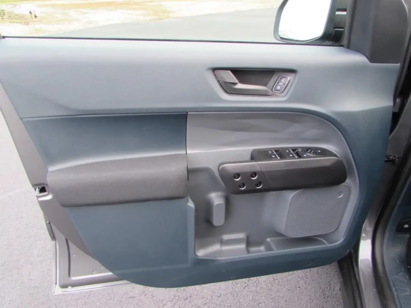 2025 /Black Onyx/Dark Slate Ford Maverick XL (3FTTW8BA3SR) with an 2.0L engine, located at 12836 Highway 21, De Soto, MO, 63020, (636) 337-7777, 38.151867, -90.575615 - **Elevate Your Lifestyle with the 2025 Ford Maverick XL Perfect for Every Adventure!**<br /> <br /> Are you ready to take on new adventures while enjoying the comfort and versatility of a pickup truck? The 2025 Ford Maverick XL is here to redefine your driving experience. Whether you're a weekend w - Photo#14