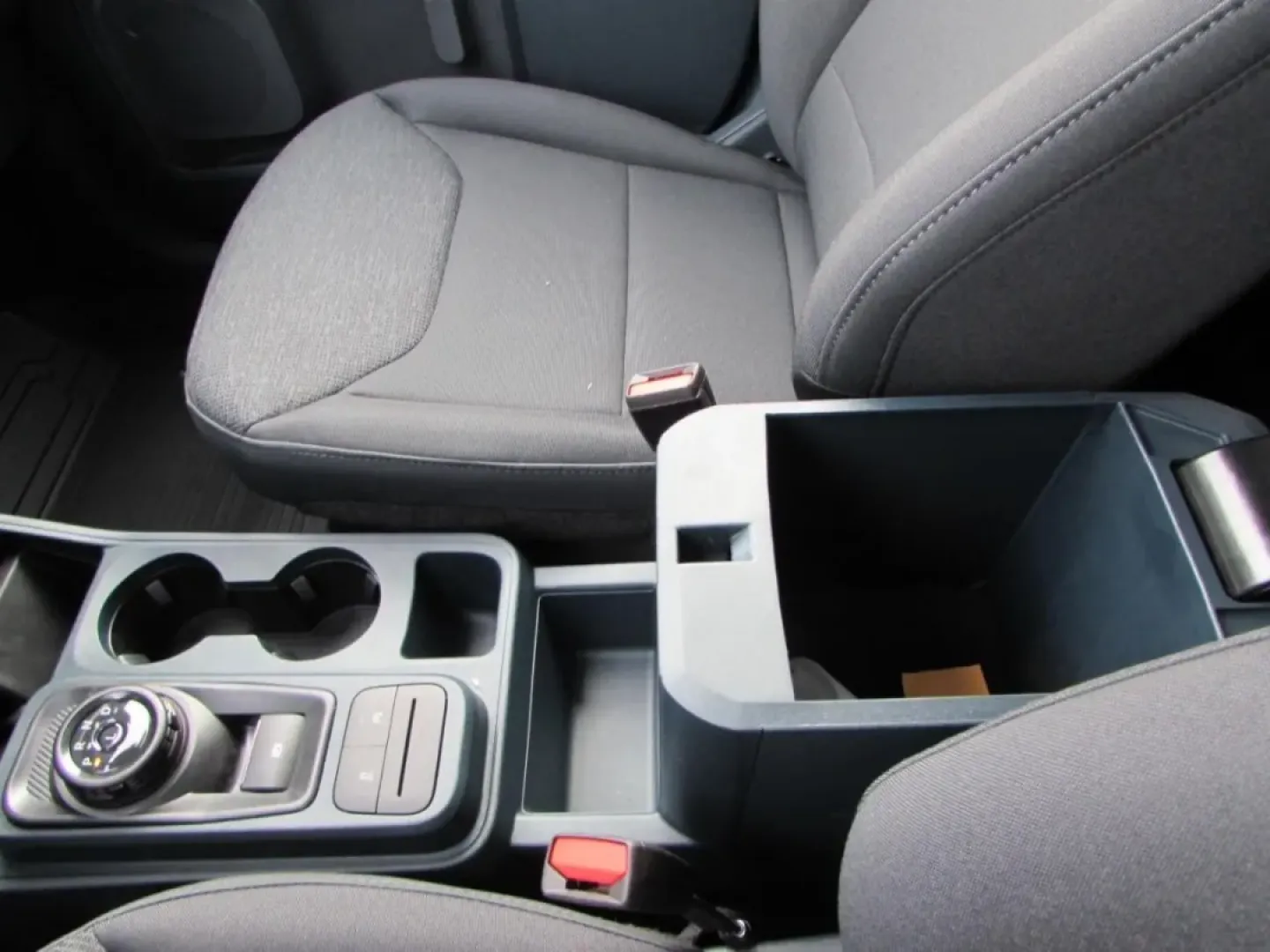 2025 /Black Onyx/Dark Slate Ford Maverick XL (3FTTW8BA3SR) with an 2.0L engine, located at 12836 Highway 21, De Soto, MO, 63020, (636) 337-7777, 38.151867, -90.575615 - **Elevate Your Lifestyle with the 2025 Ford Maverick XL Perfect for Every Adventure!**<br /> <br /> Are you ready to take on new adventures while enjoying the comfort and versatility of a pickup truck? The 2025 Ford Maverick XL is here to redefine your driving experience. Whether you're a weekend w - Photo#25