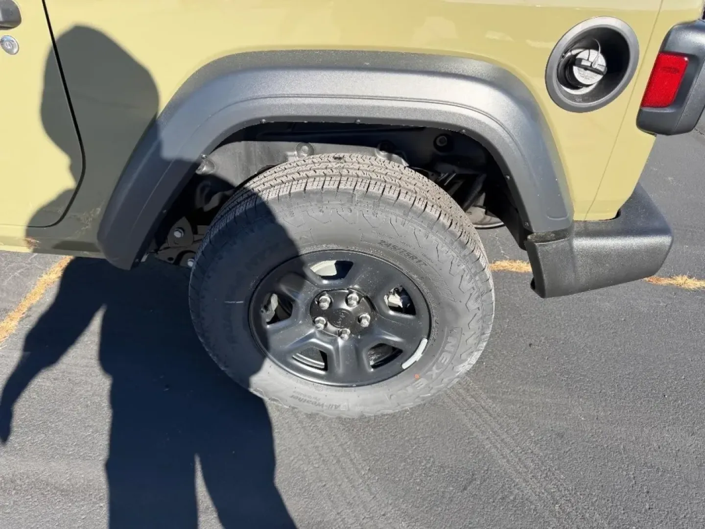 2026 /Black Cloth Jeep Wrangler Sport (1C4PJXAN0TW) with an 2.0L engine, located at 970 Woodlawn Dr., Farmington, MO, 63640, (573) 431-7800, 37.825642, -90.468674 - **Adventure Awaits with the 2026 Jeep Wrangler: Your Ultimate Off-Road Companion!**<br /> <br /> Are you ready to conquer the great outdoors or tackle your daily commute in style? The 2026 Jeep Wrangler is not just a vehicle; it's a lifestyle. Perfectly designed for those who crave adventure, this r - Photo#5