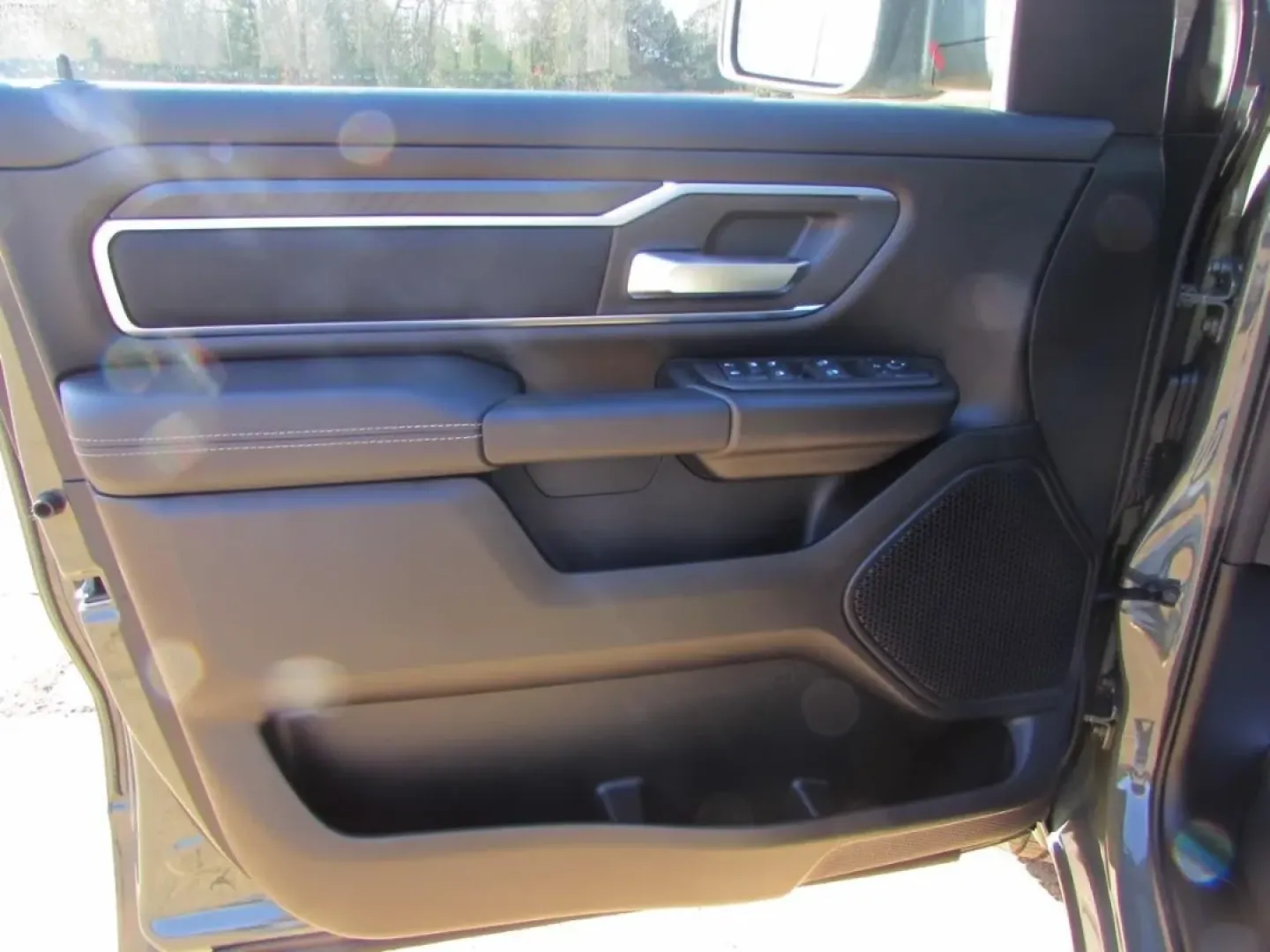 2026 /Black Ram 1500 Big Horn/Lone Star (1C6SRFFT2TN) with an Other engine, located at 12830 Highway 21, De Soto, MO, 63020, (636) 337-7777, 38.153099, -90.573624 - **Discover Your Next Adventure with the 2026 Ram 1500 Big Horn at Pettus CDJR DeSoto!**<br /> <br /> Are you ready to elevate your lifestyle with a truck that seamlessly blends rugged capability and modern comfort? Whether you're navigating daily commutes, taking the family on weekend adventures, or - Photo#13