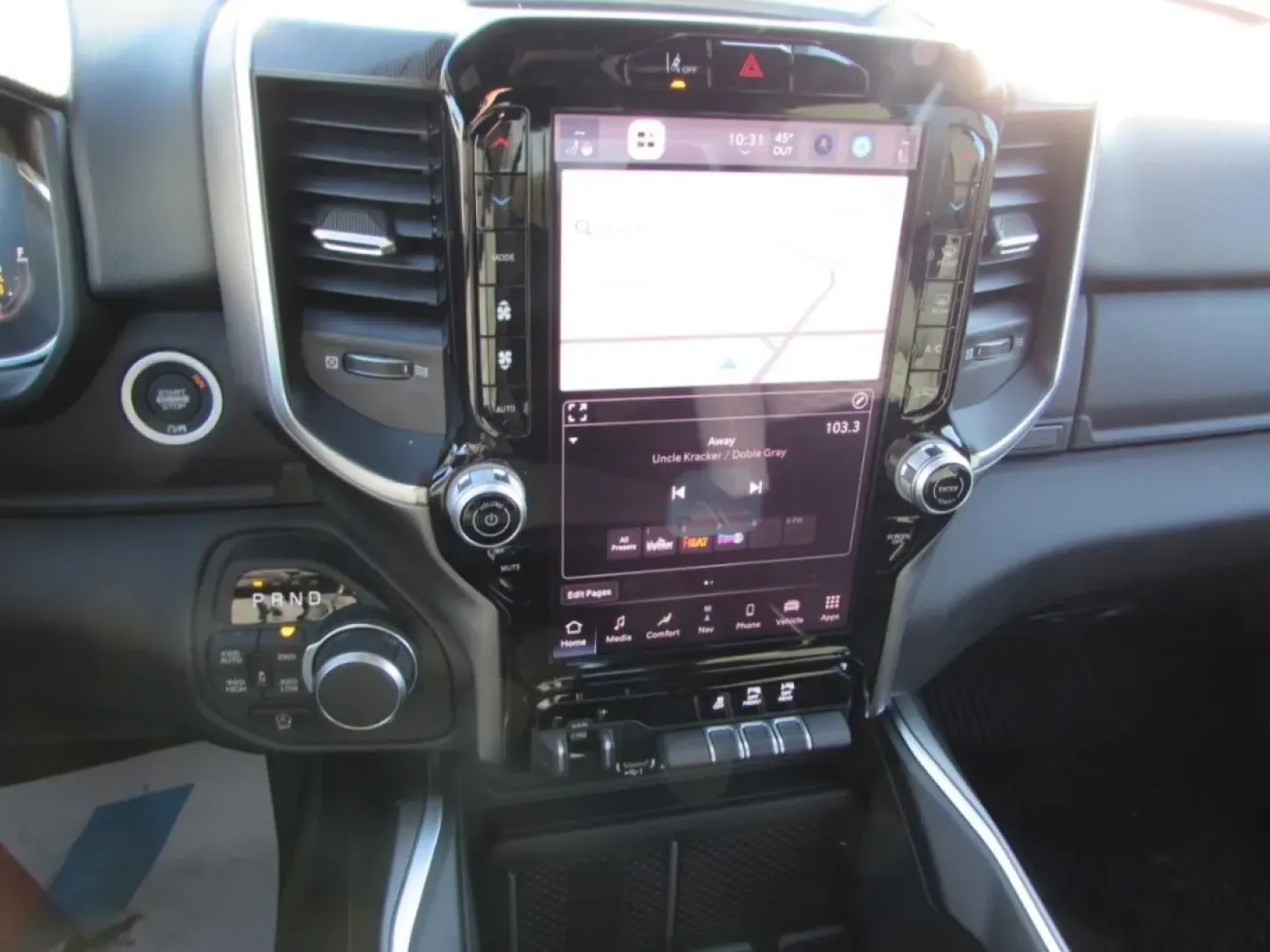 2026 /Black Ram 1500 Big Horn/Lone Star (1C6SRFFT2TN) with an Other engine, located at 12830 Highway 21, De Soto, MO, 63020, (636) 337-7777, 38.153099, -90.573624 - **Discover Your Next Adventure with the 2026 Ram 1500 Big Horn at Pettus CDJR DeSoto!**<br /> <br /> Are you ready to elevate your lifestyle with a truck that seamlessly blends rugged capability and modern comfort? Whether you're navigating daily commutes, taking the family on weekend adventures, or - Photo#23