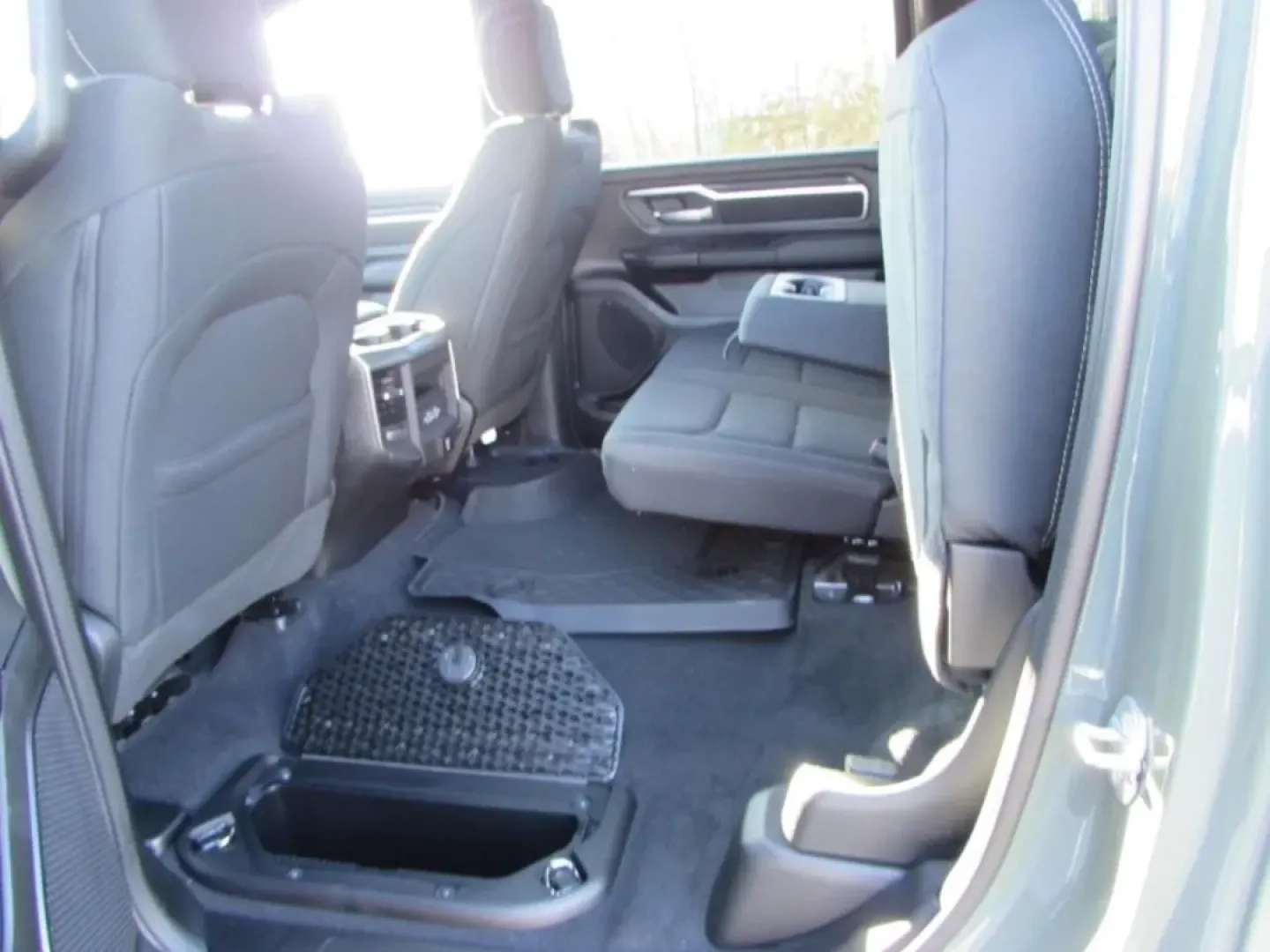 2026 /Black Ram 1500 Big Horn/Lone Star (1C6SRFFT2TN) with an Other engine, located at 12830 Highway 21, De Soto, MO, 63020, (636) 337-7777, 38.153099, -90.573624 - **Discover Your Next Adventure with the 2026 Ram 1500 Big Horn at Pettus CDJR DeSoto!**<br /> <br /> Are you ready to elevate your lifestyle with a truck that seamlessly blends rugged capability and modern comfort? Whether you're navigating daily commutes, taking the family on weekend adventures, or - Photo#31