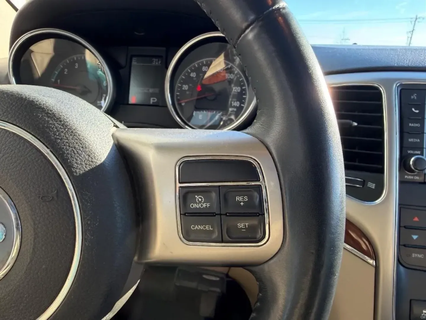 2013 /Black/Light Frost Beige Leather Jeep Grand Cherokee Limited (1C4RJFBG3DC) with an 3.6L VVT V6 flex fuel engine, located at 141 Commercial Dr, Fredericktown, MO, 63645, (573) 783-6432, 37.570087, -90.320648 - **Adventure Awaits with This 2013 Jeep Grand Cherokee Limited The Perfect Companion for Your Next Journey!**<br /> <br /> Are you ready to elevate your driving experience? This 2013 Jeep Grand Cherokee Limited is not just a vehicle; it's an invitation to explore. Whether you're embarking on weekend - Photo#14