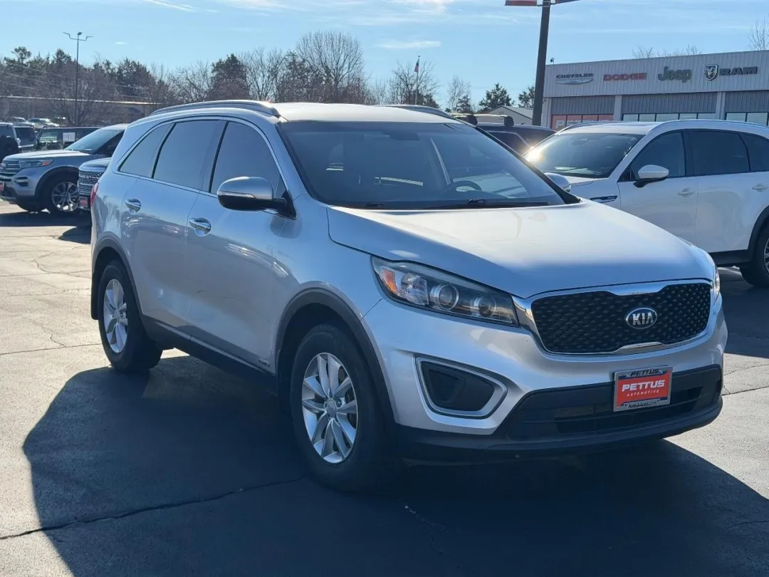 photo of 2018 Kia Sorento LX