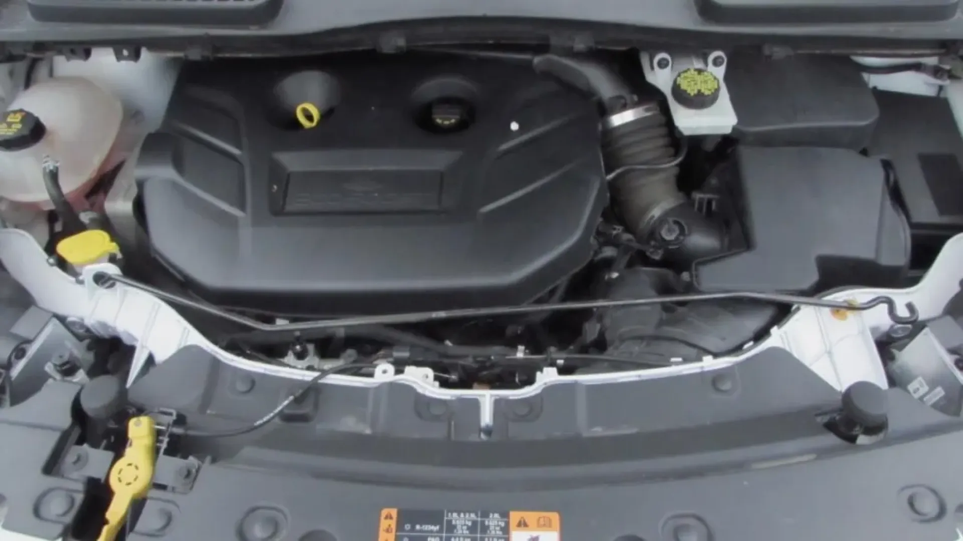 2019 /Charcoal Black Ford Escape Titanium (1FMCU0J95KU) with an Other engine, Automatic transmission, located at 12836 Highway 21, De Soto, MO, 63020, (636) 337-7777, 38.151867, -90.575615 - **Discover Endless Adventures with the 2019 Ford Escape Titanium at Pettus Ford De Soto!**<br /> <br /> Are you ready to elevate your daily commute or embark on spontaneous weekend getaways? The 2019 Ford Escape Titanium is the perfect blend of style, comfort, and performance, designed for those who - Photo#8